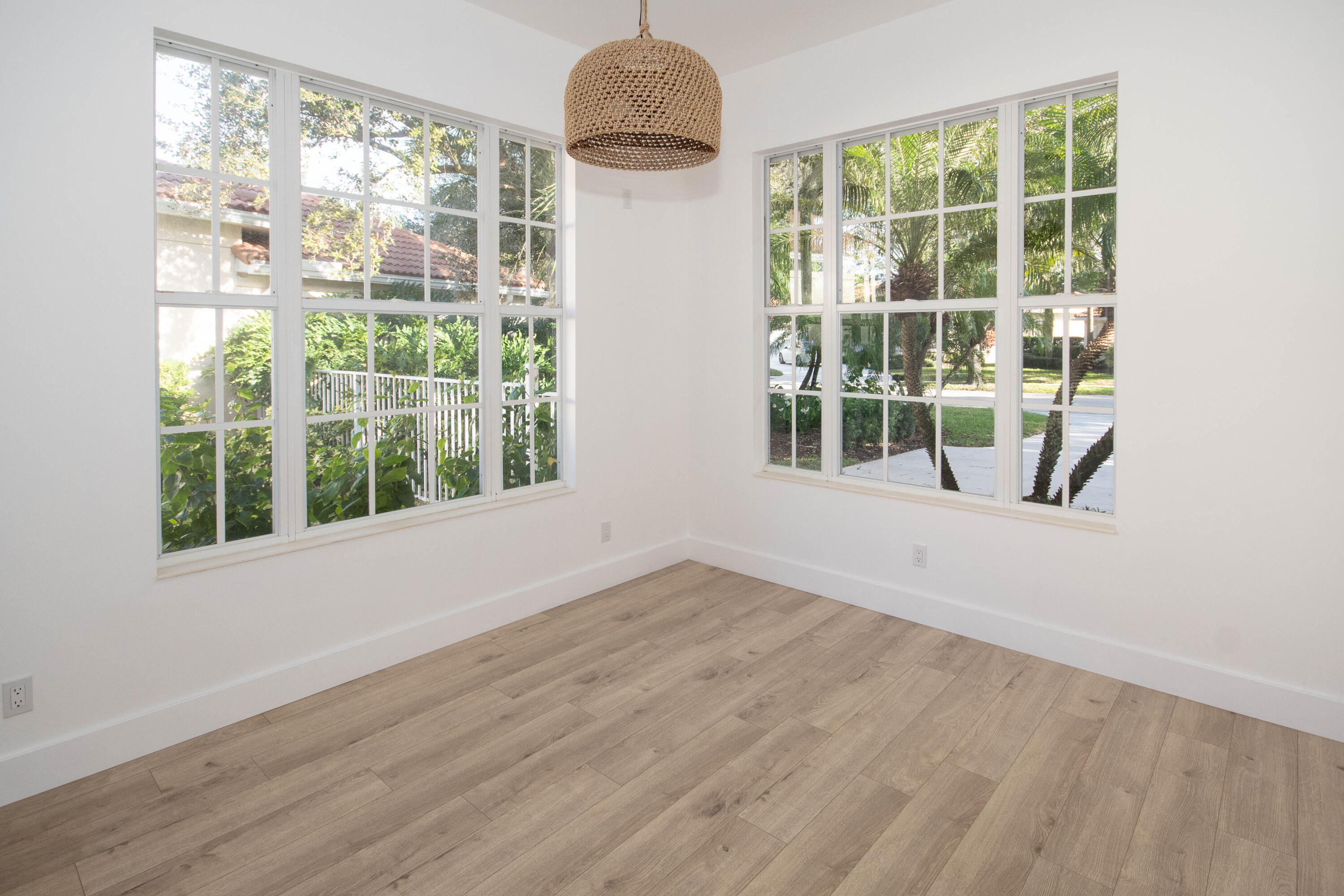 MLS #R11152407 image #4