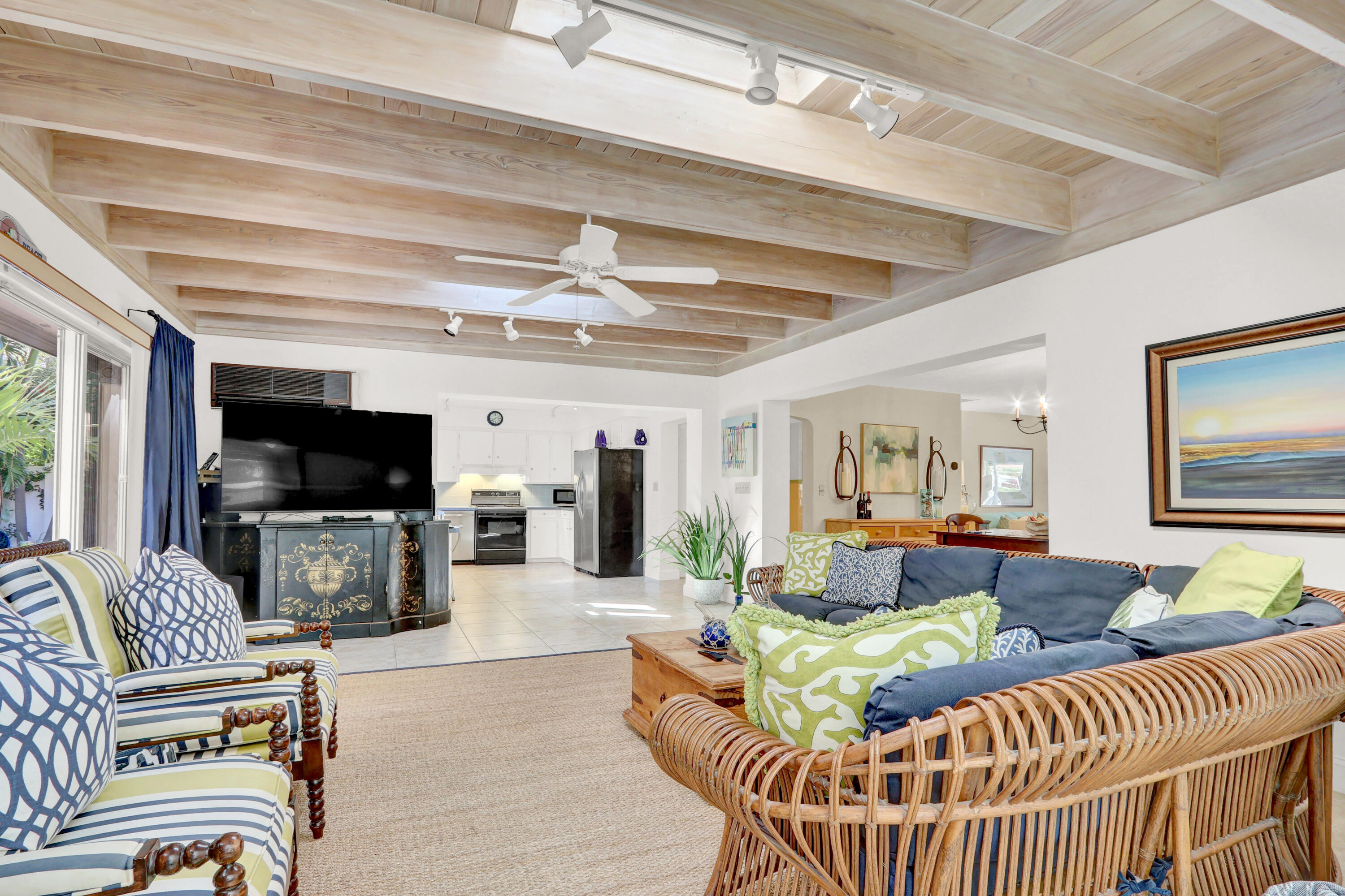 MLS #R11152428 image #11