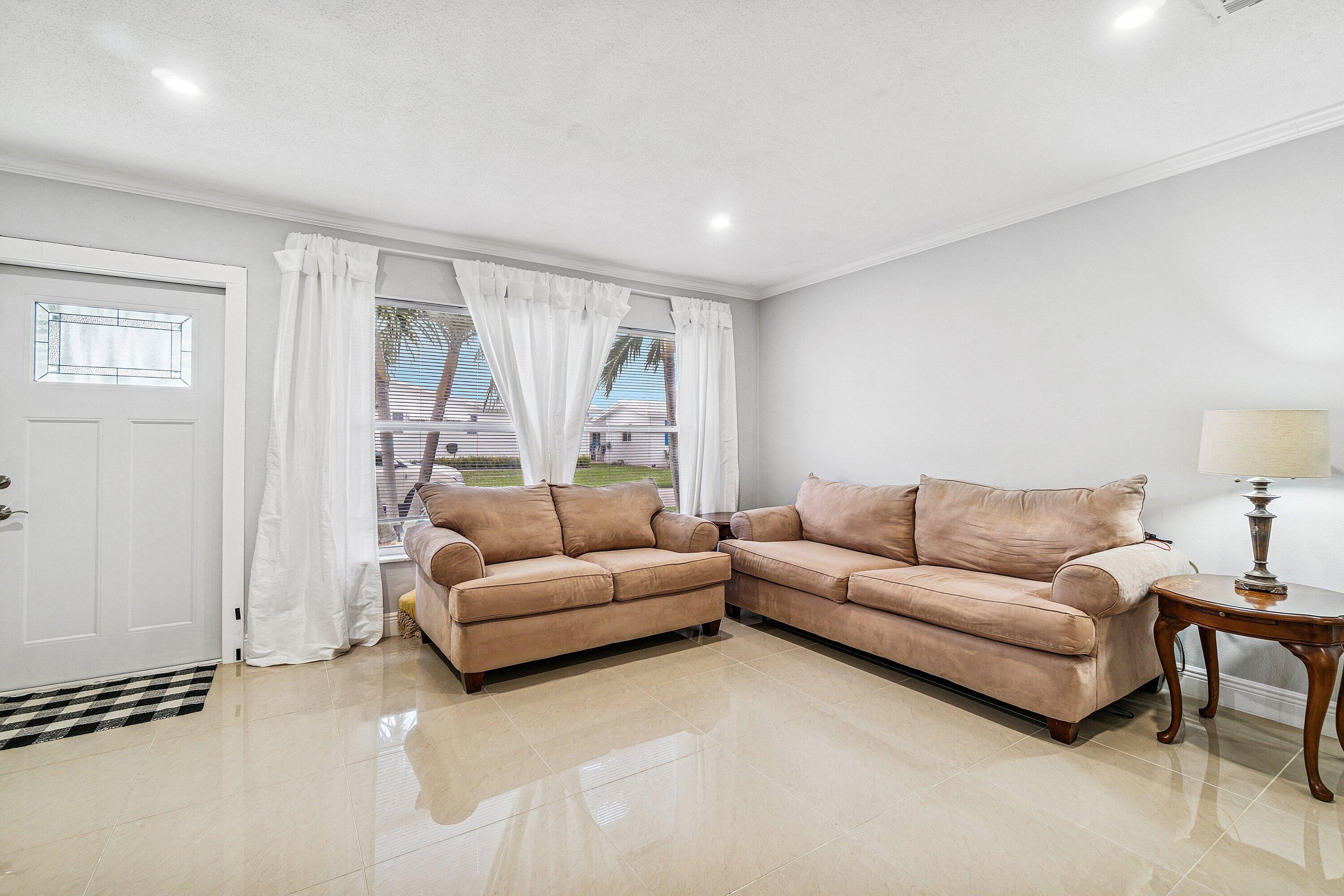 MLS #R11152439 image #4