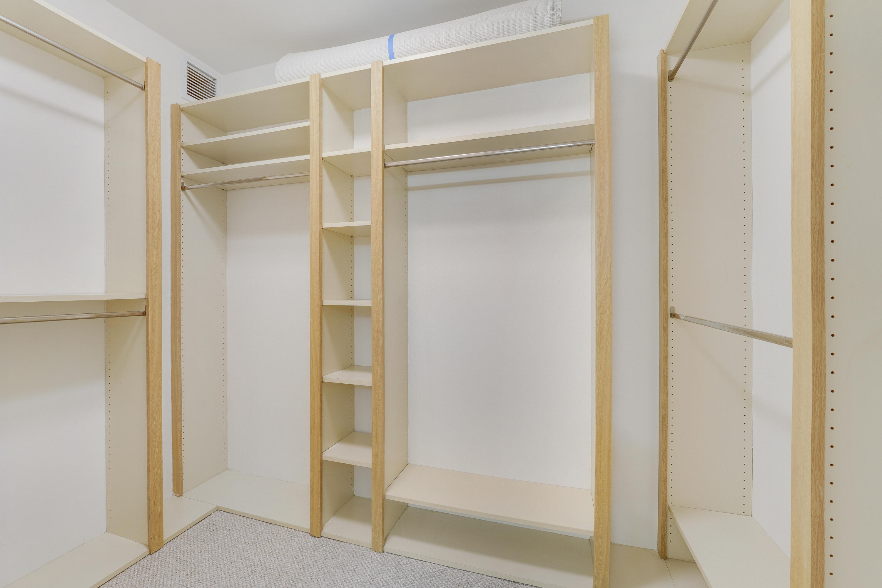 MLS #R11152455 image #8