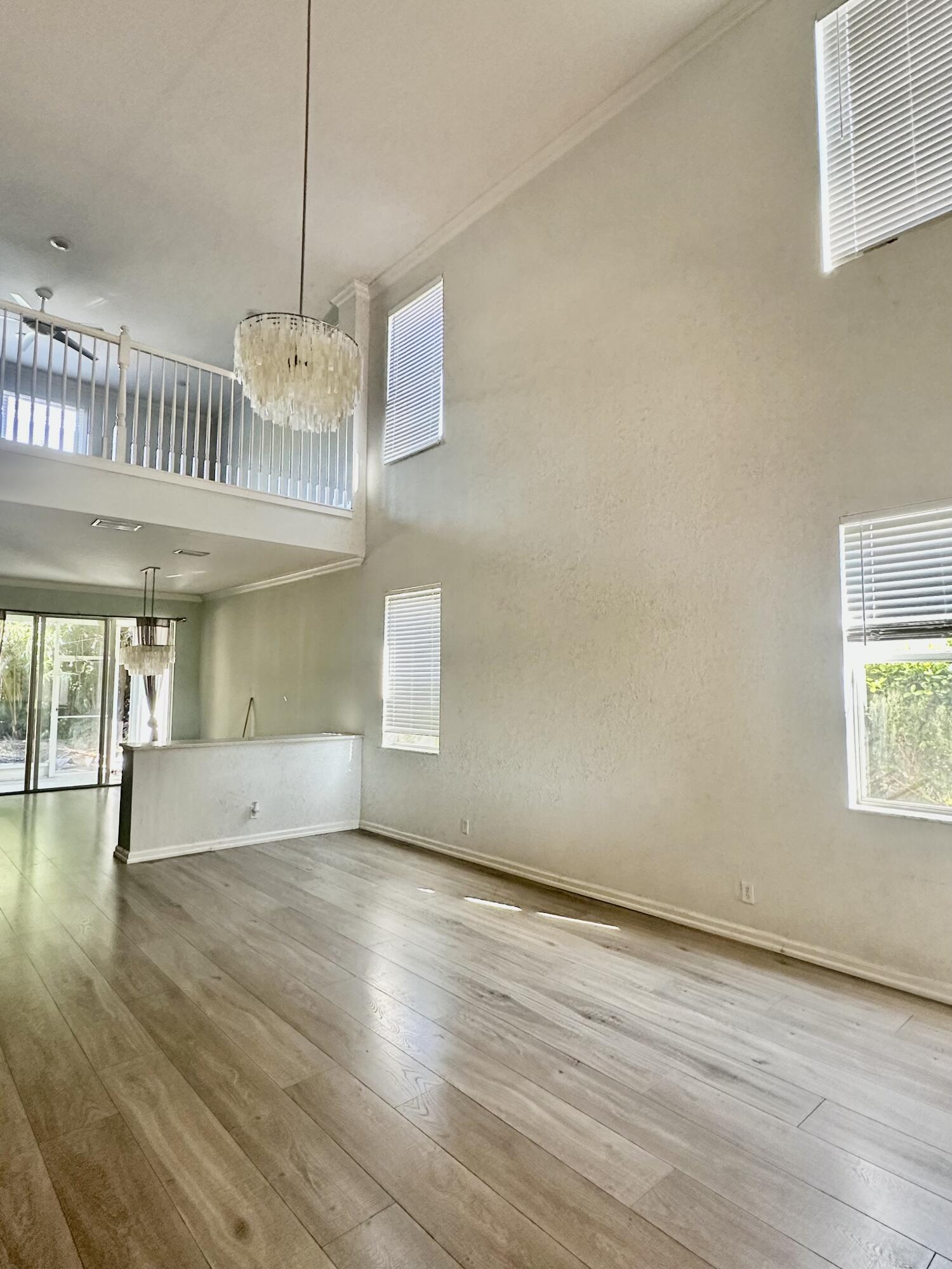 MLS #R11152464 image #2