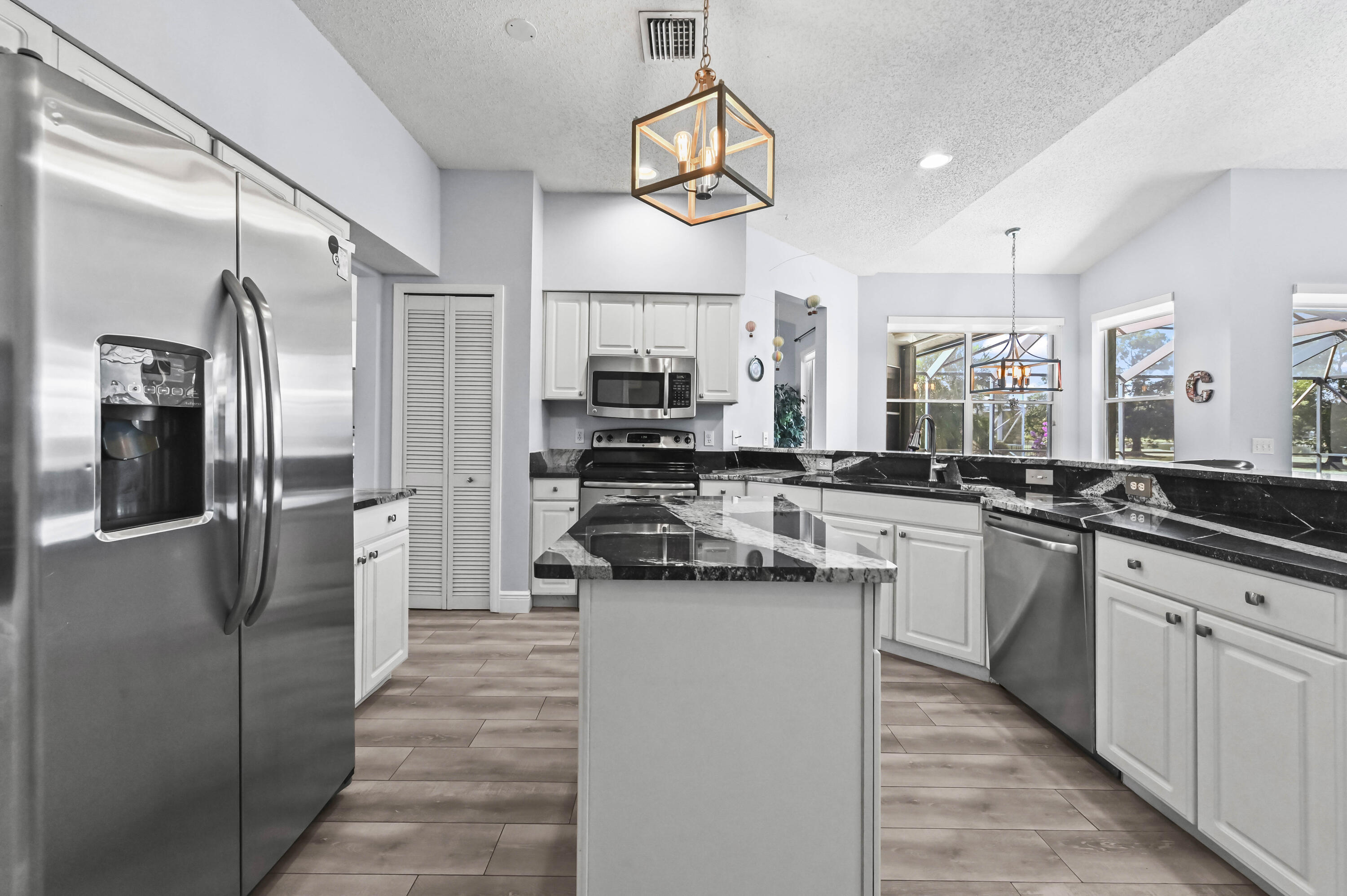 MLS #R11152653 image #10