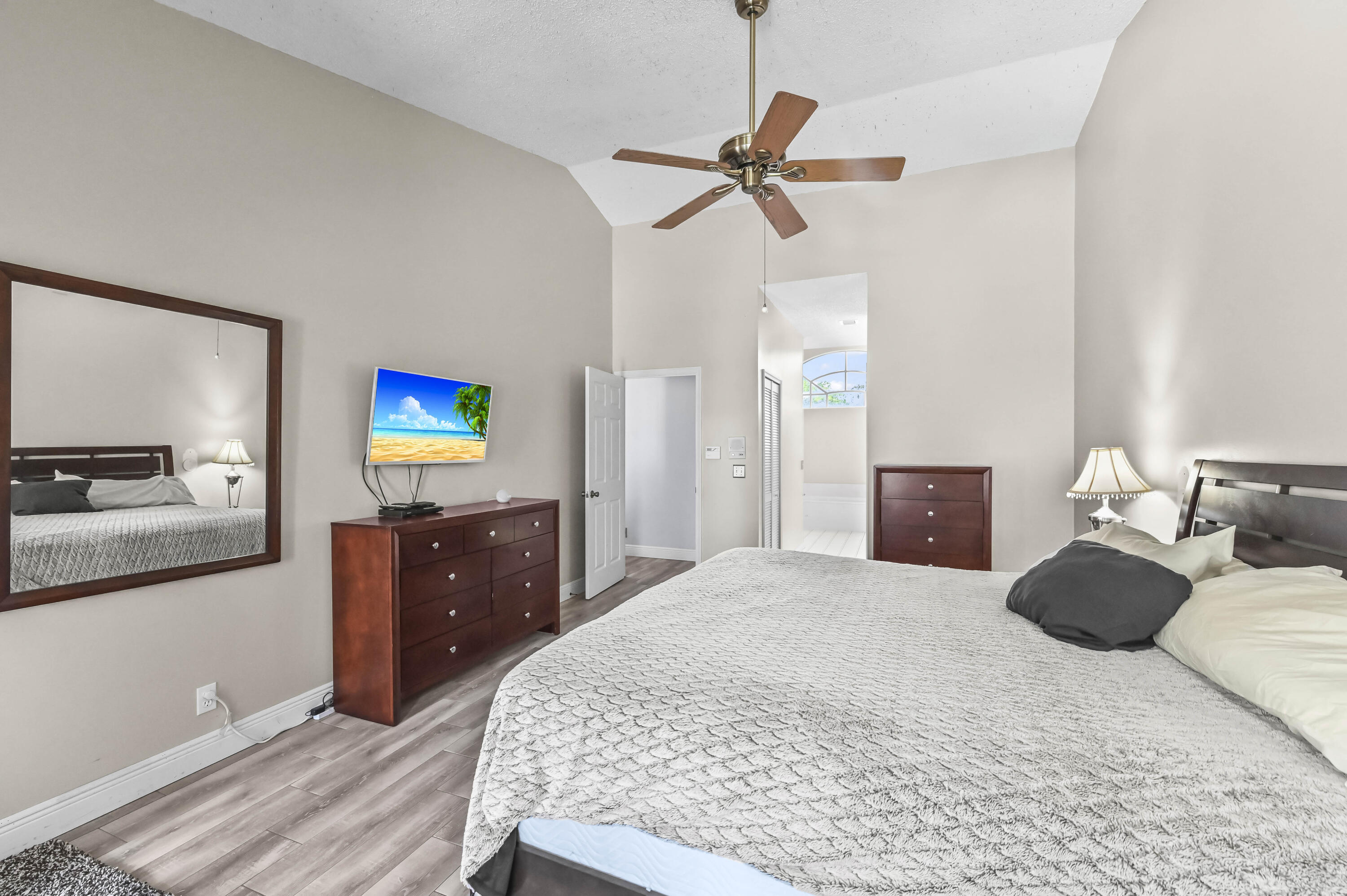 MLS #R11152653 image #22