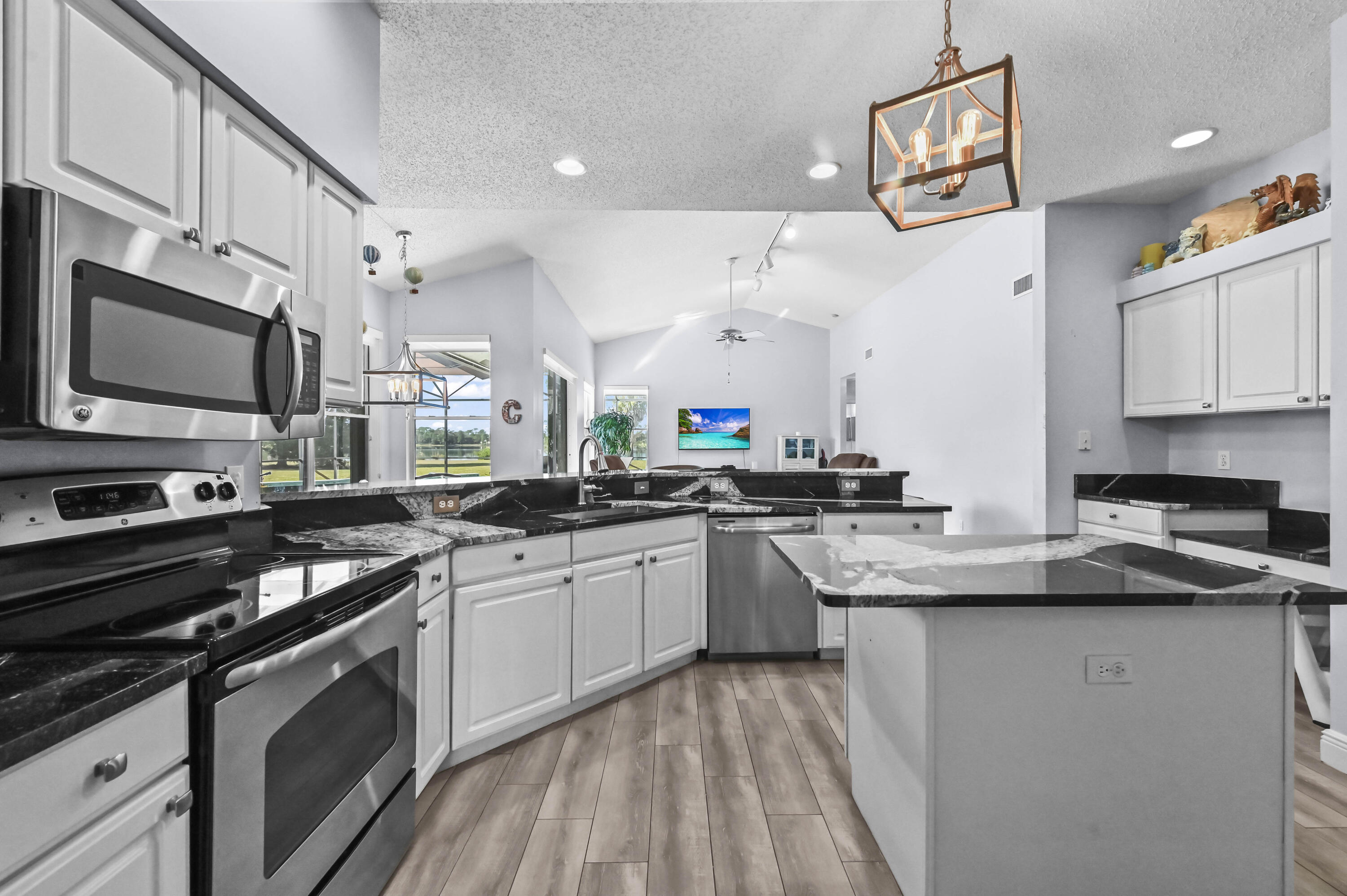 MLS #R11152653 image #6