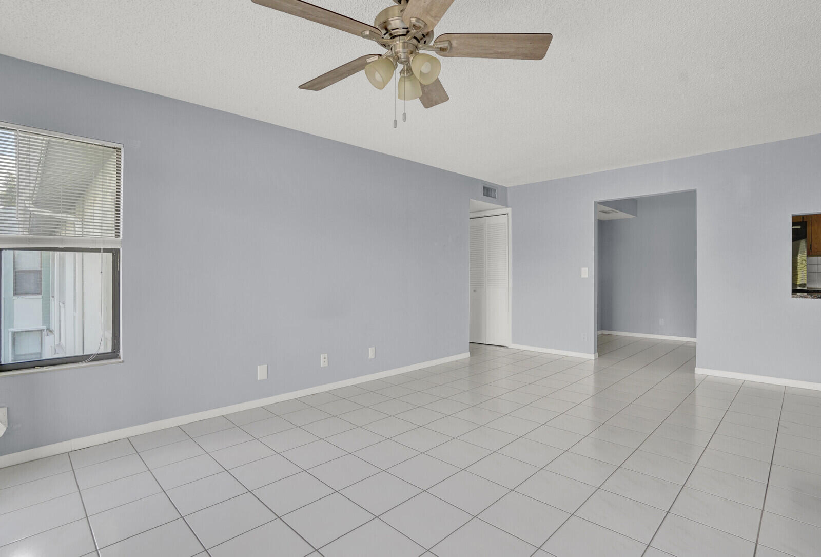 MLS #R11152675 image #5