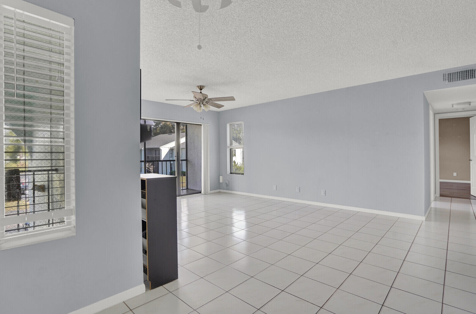 MLS #R11152675 image #8