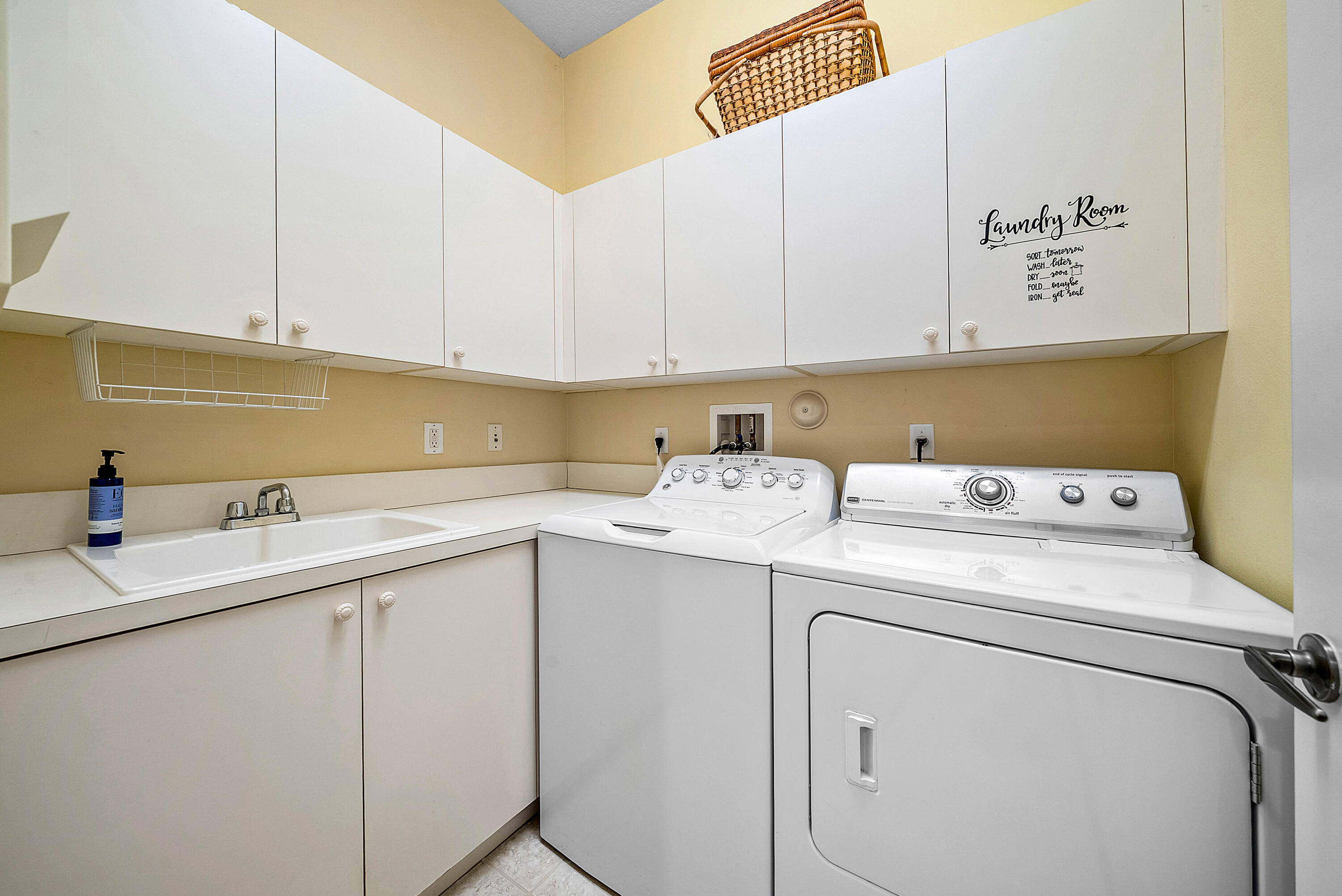 MLS #R11152704 image #44