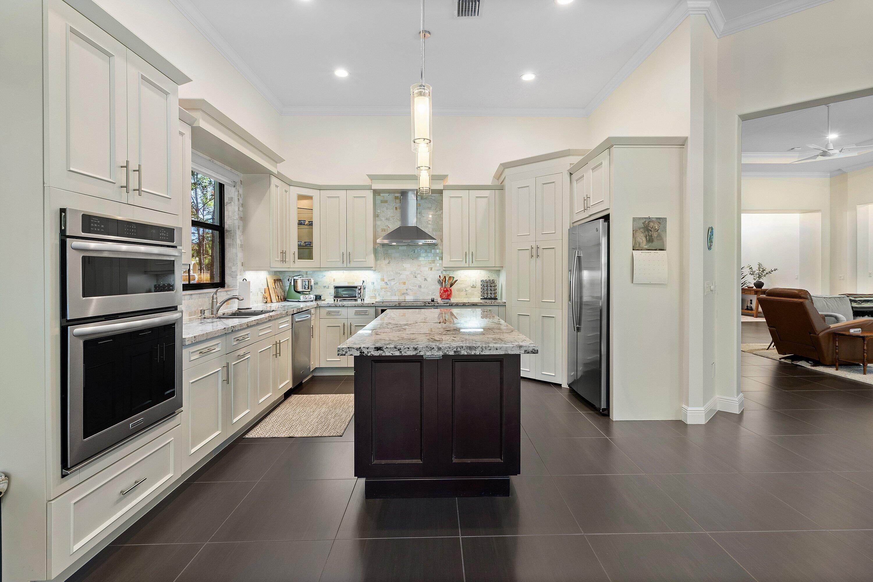 MLS #R11152741 image #8