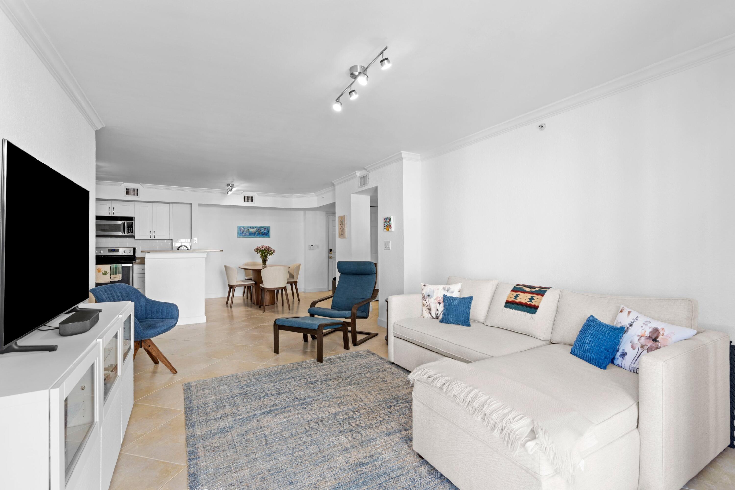 MLS #R11152786 image #10