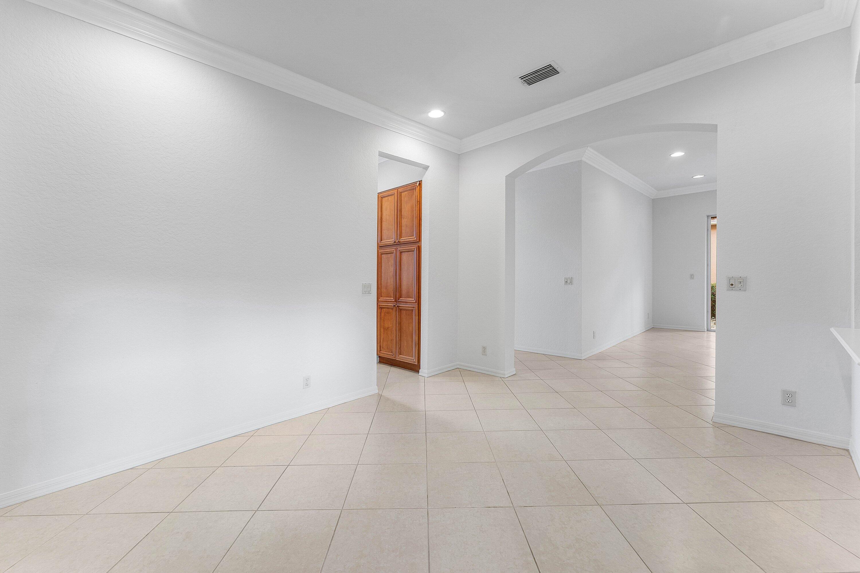 MLS #R11152921 image #14