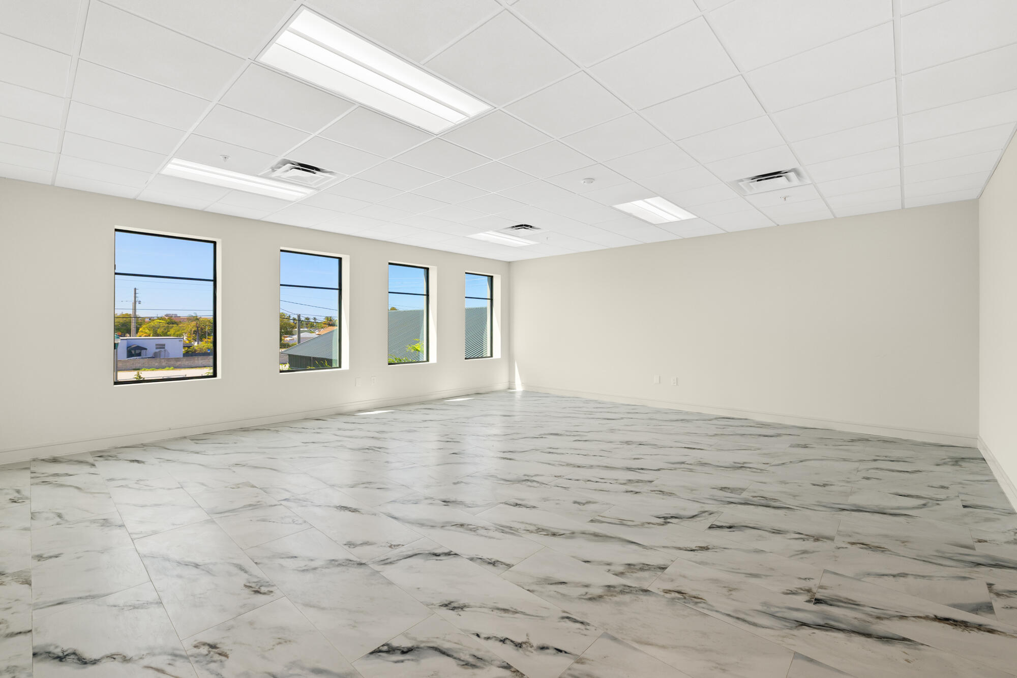 MLS #R11153038 image #13