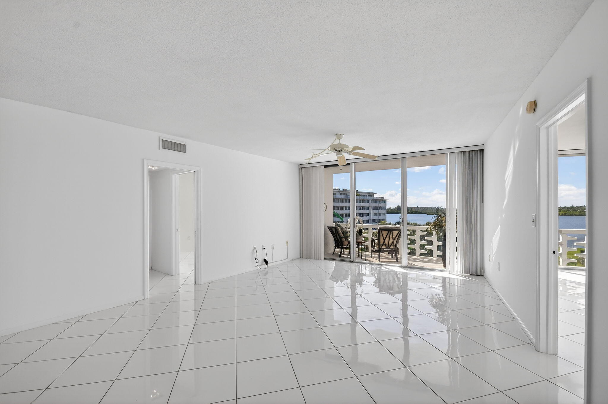 MLS #R11153058 image #10