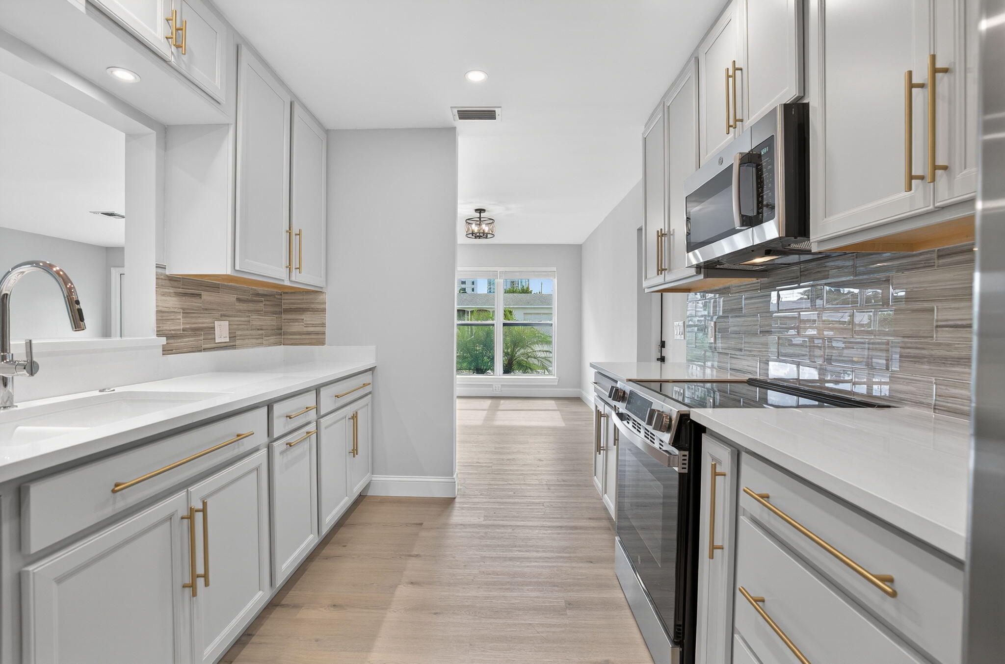 MLS #R11153073 image #11