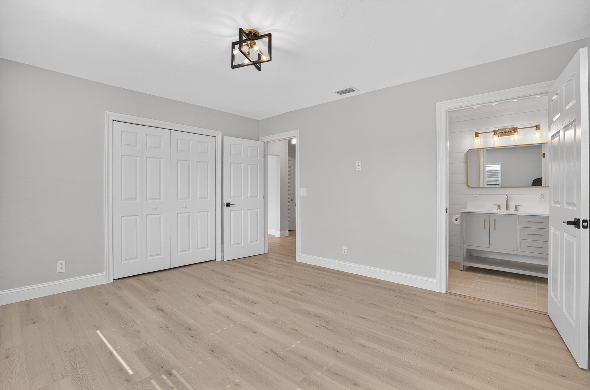 MLS #R11153073 image #15