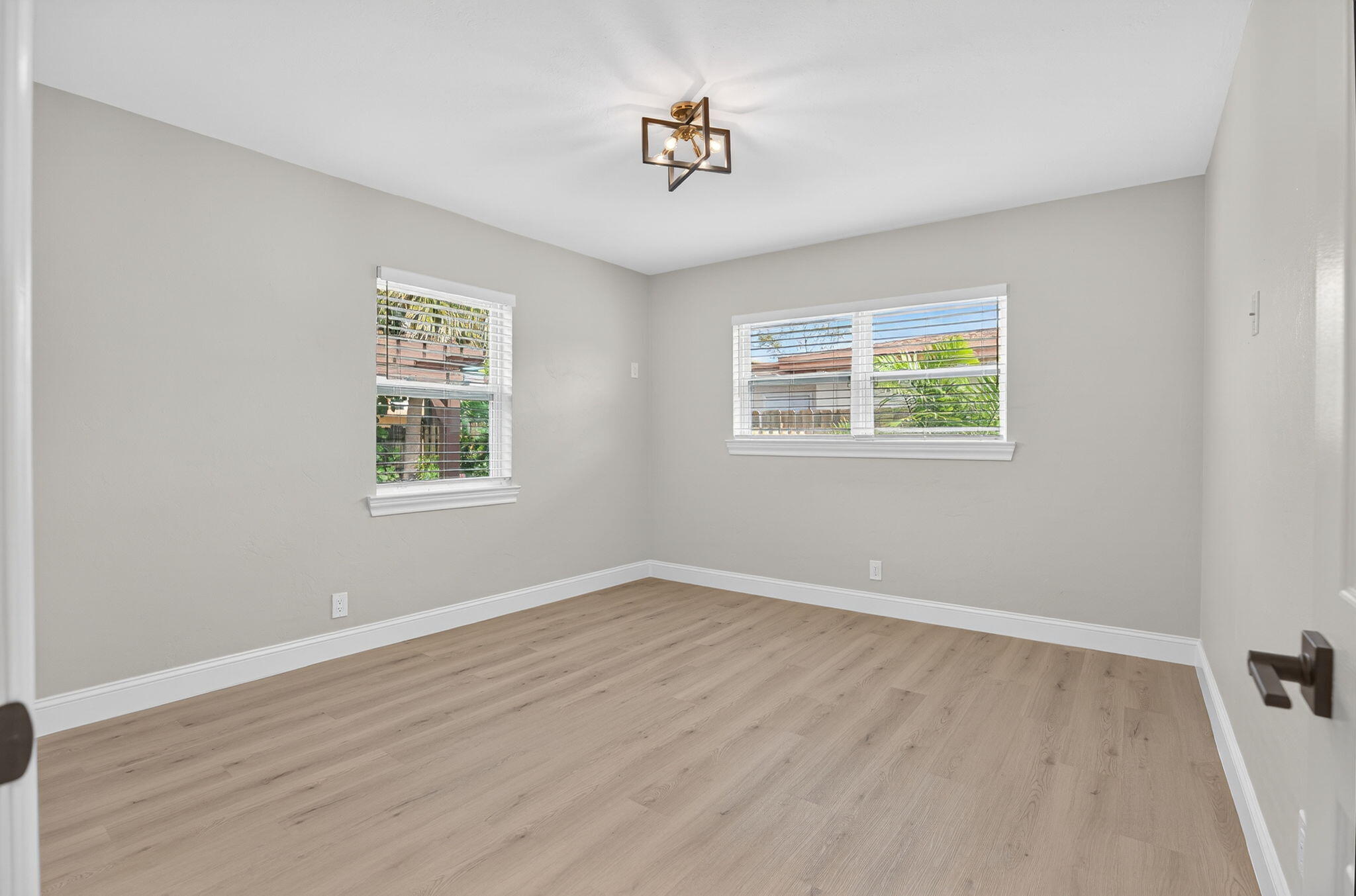 MLS #R11153073 image #17