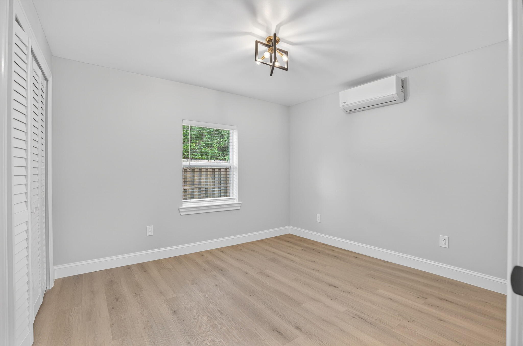 MLS #R11153073 image #23