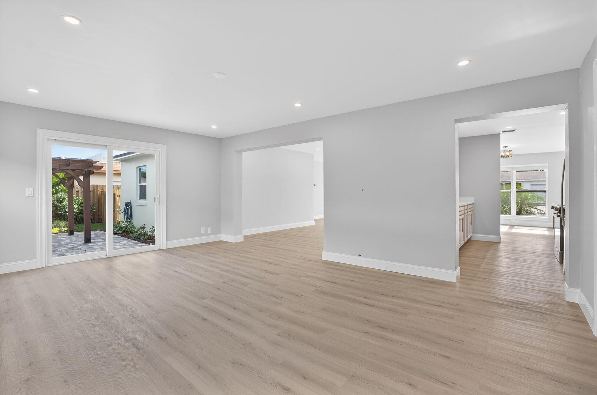 MLS #R11153073 image #26