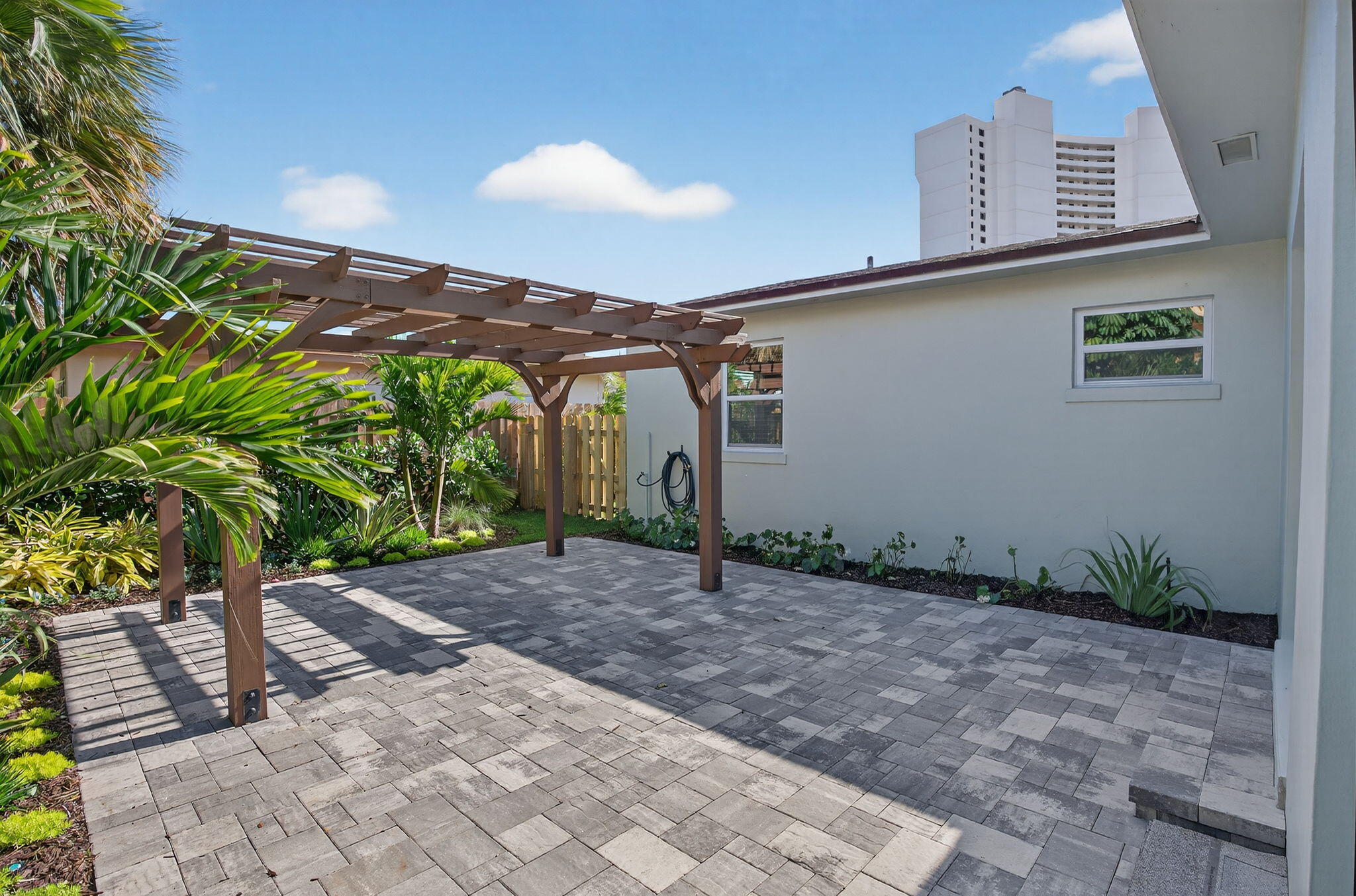 MLS #R11153073 image #27