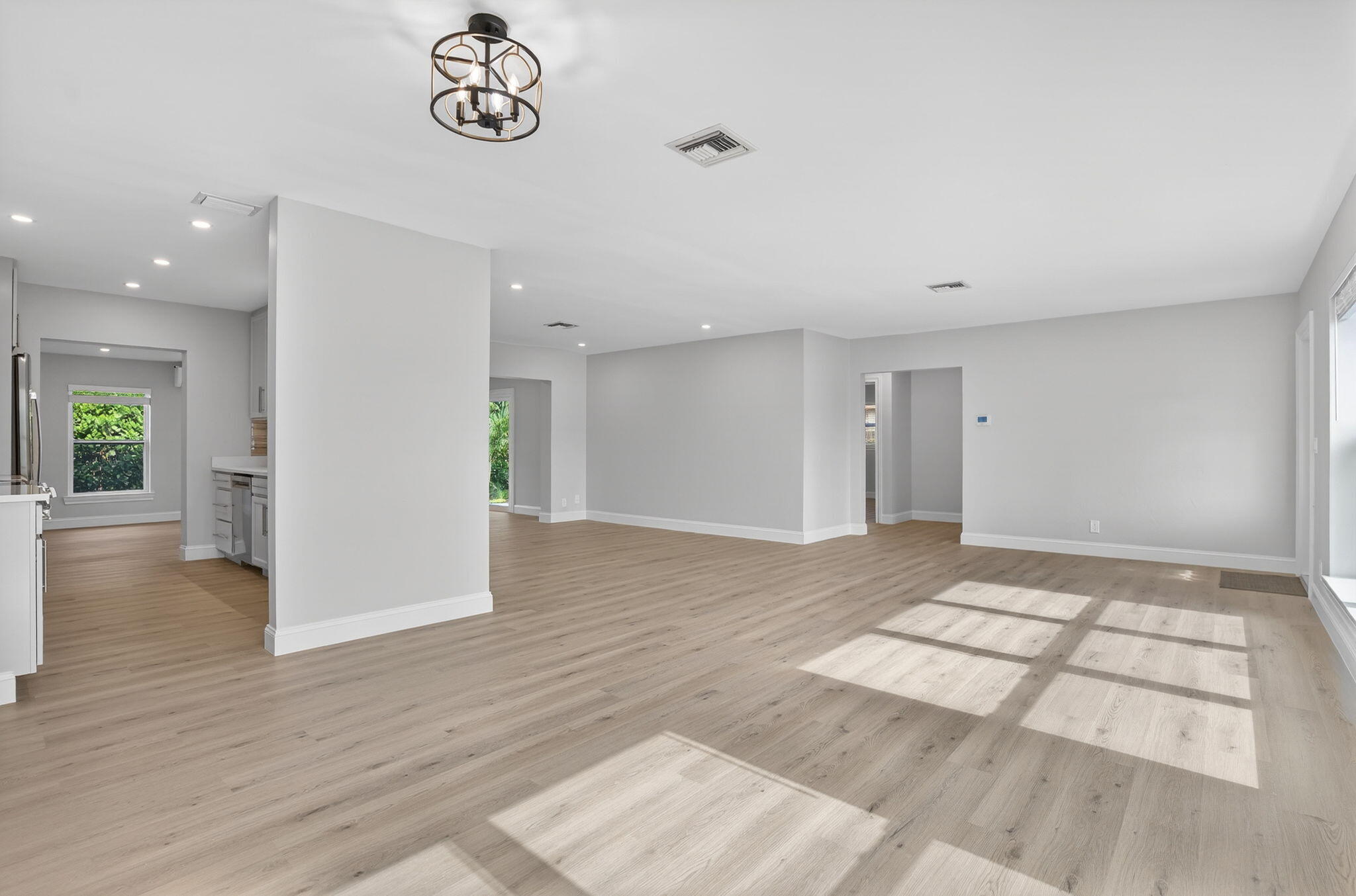 MLS #R11153073 image #7