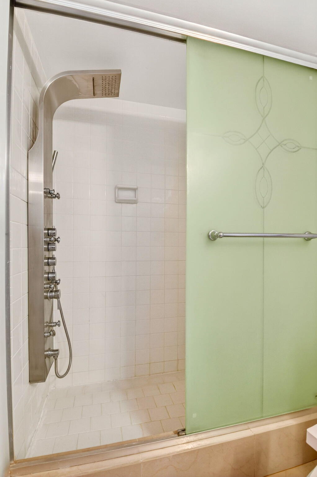 MLS #R11153221 image #26