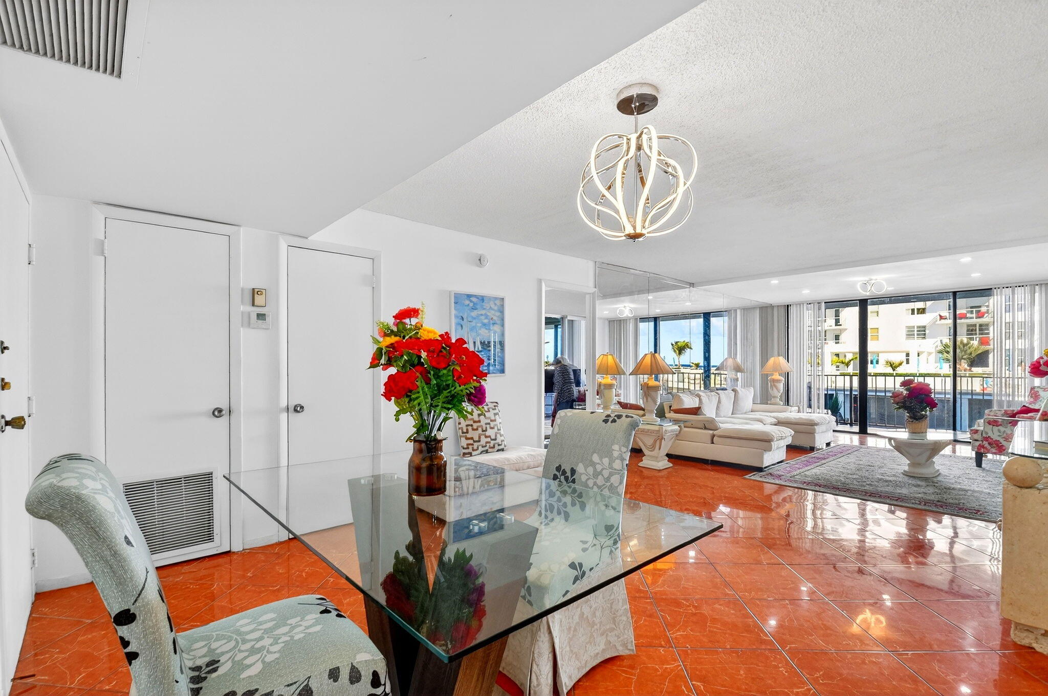 MLS #R11153221 image #7