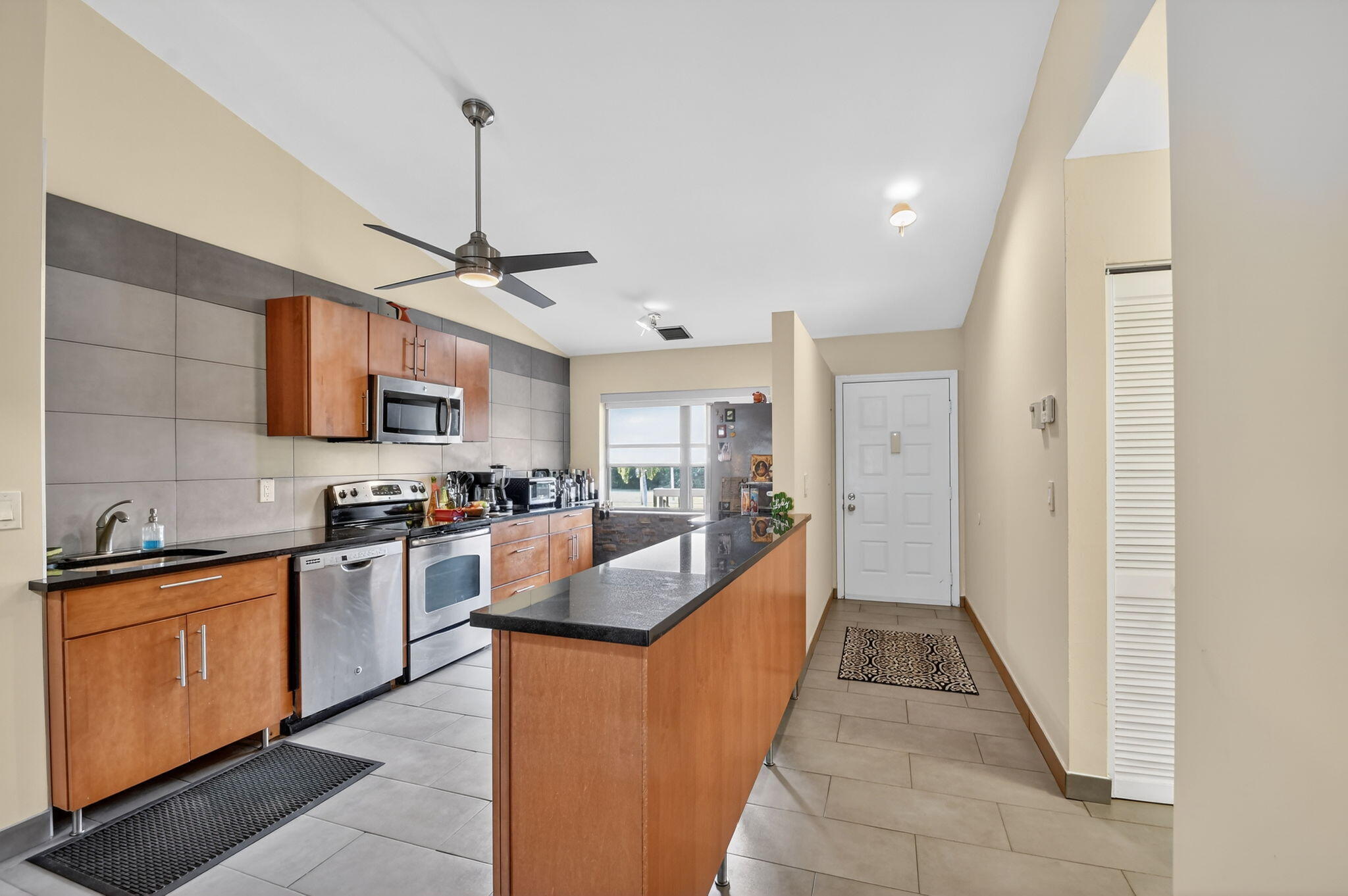 MLS #R11153223 image #14