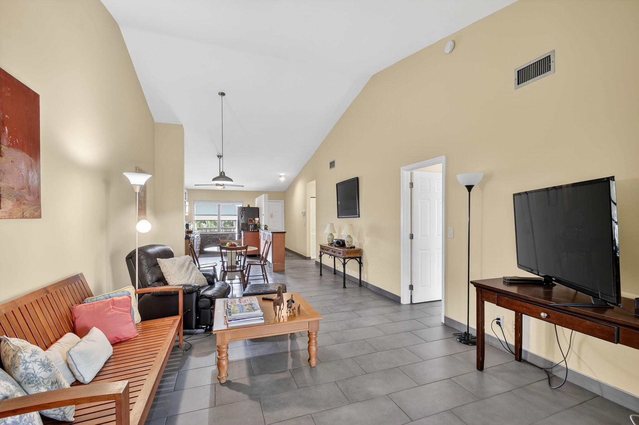 MLS #R11153223 image #6