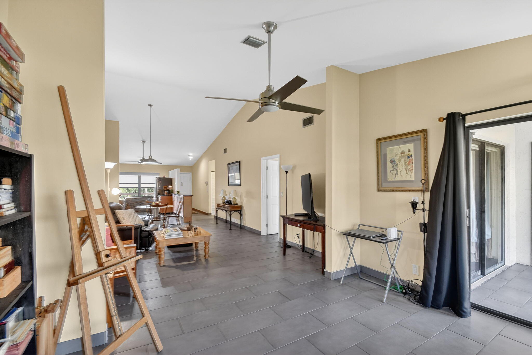 MLS #R11153223 image #8