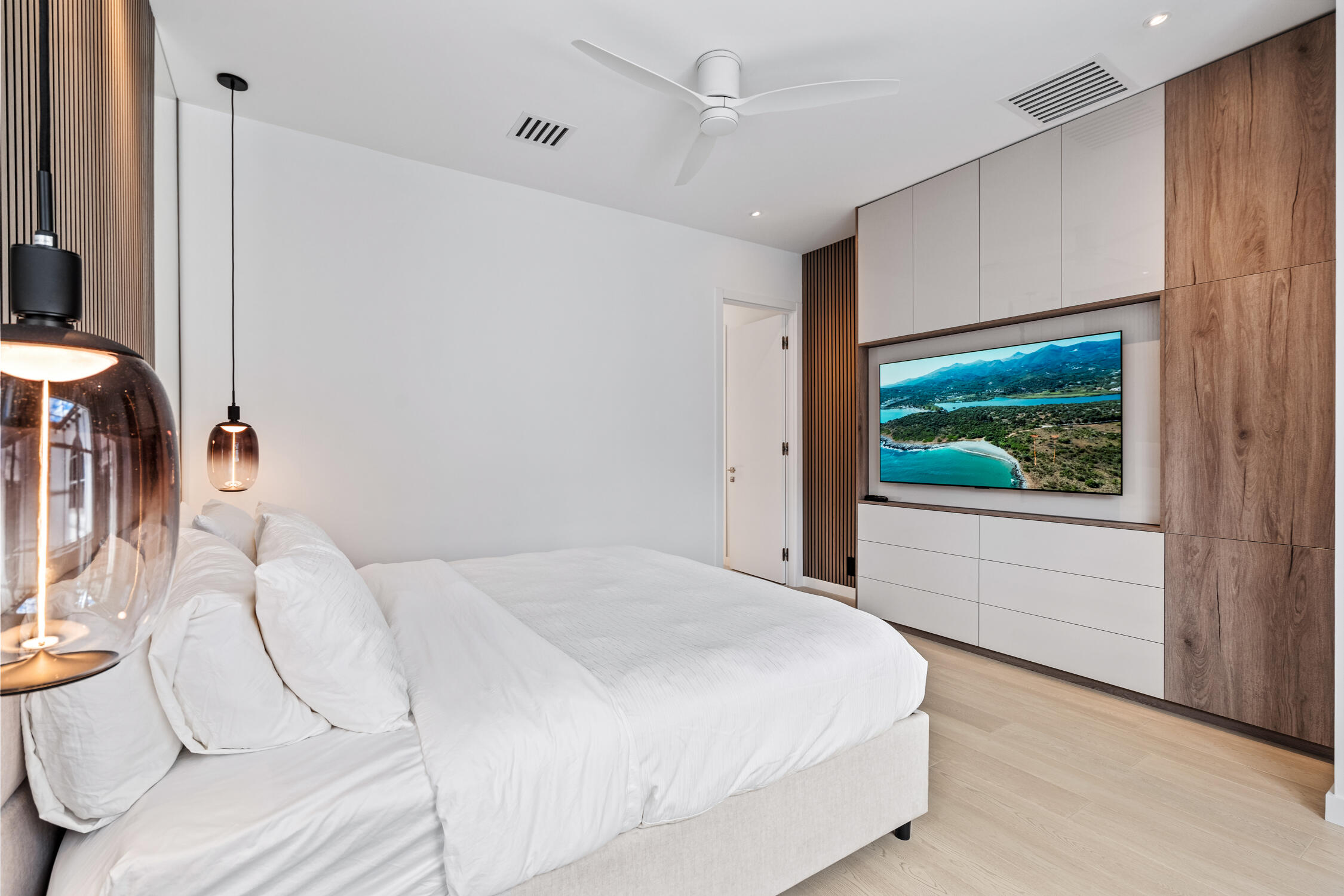 MLS #R11153236 image #27