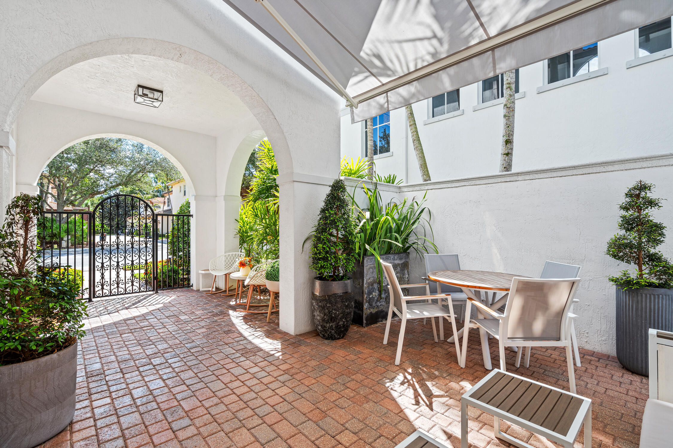 MLS #R11153236 image #40