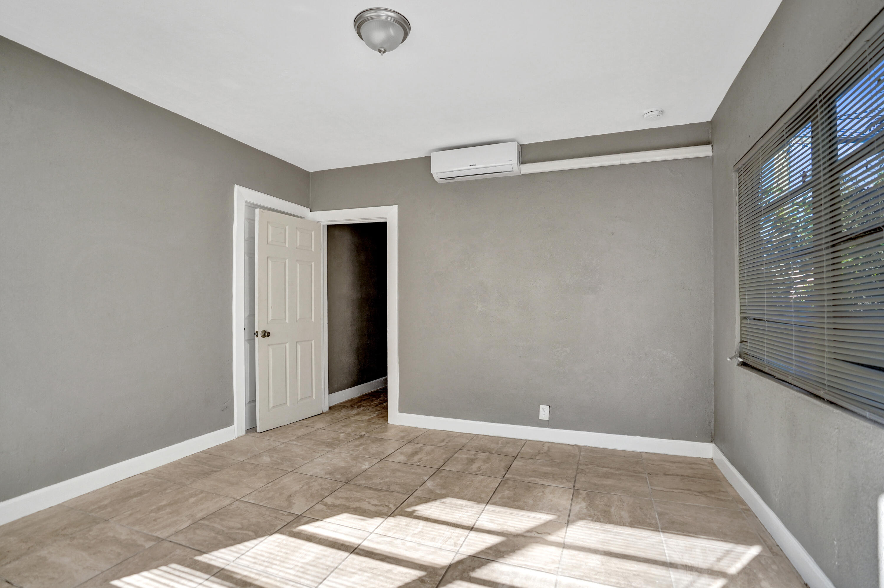 MLS #R11153262 image #41