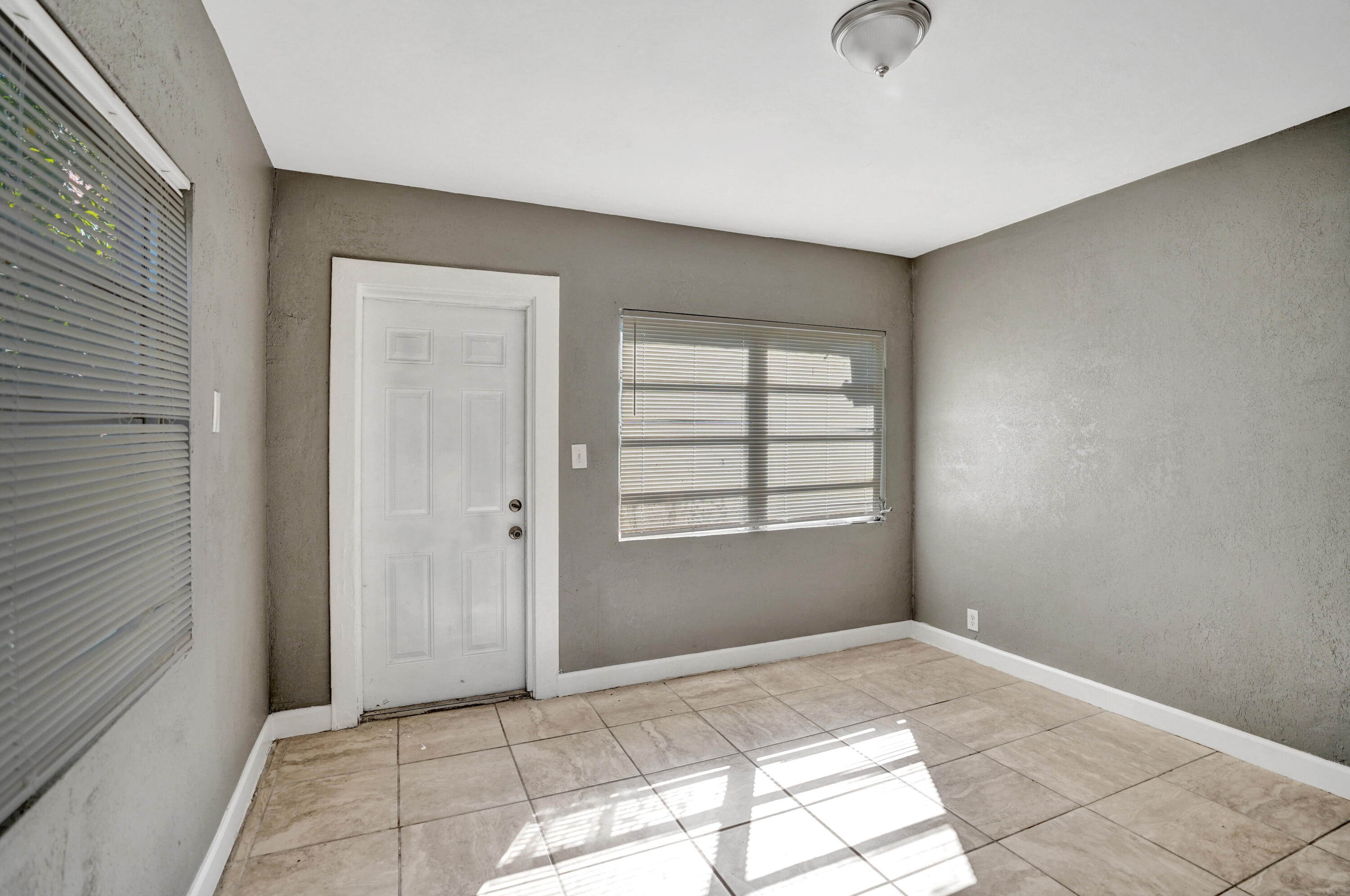 MLS #R11153262 image #46