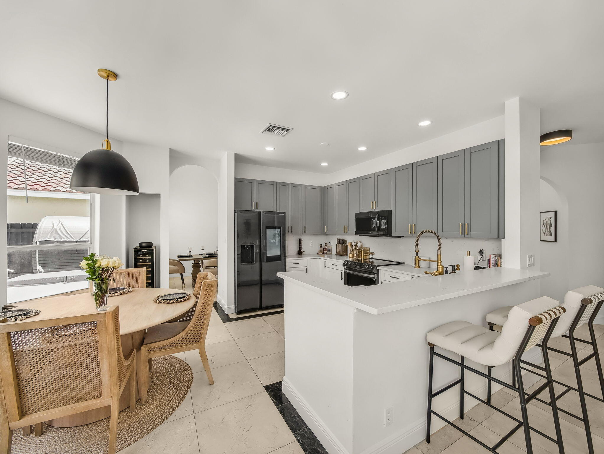 MLS #R11153307 image #19