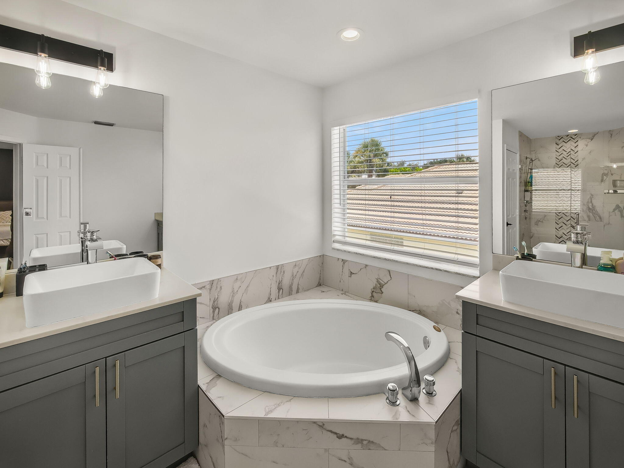 MLS #R11153307 image #30