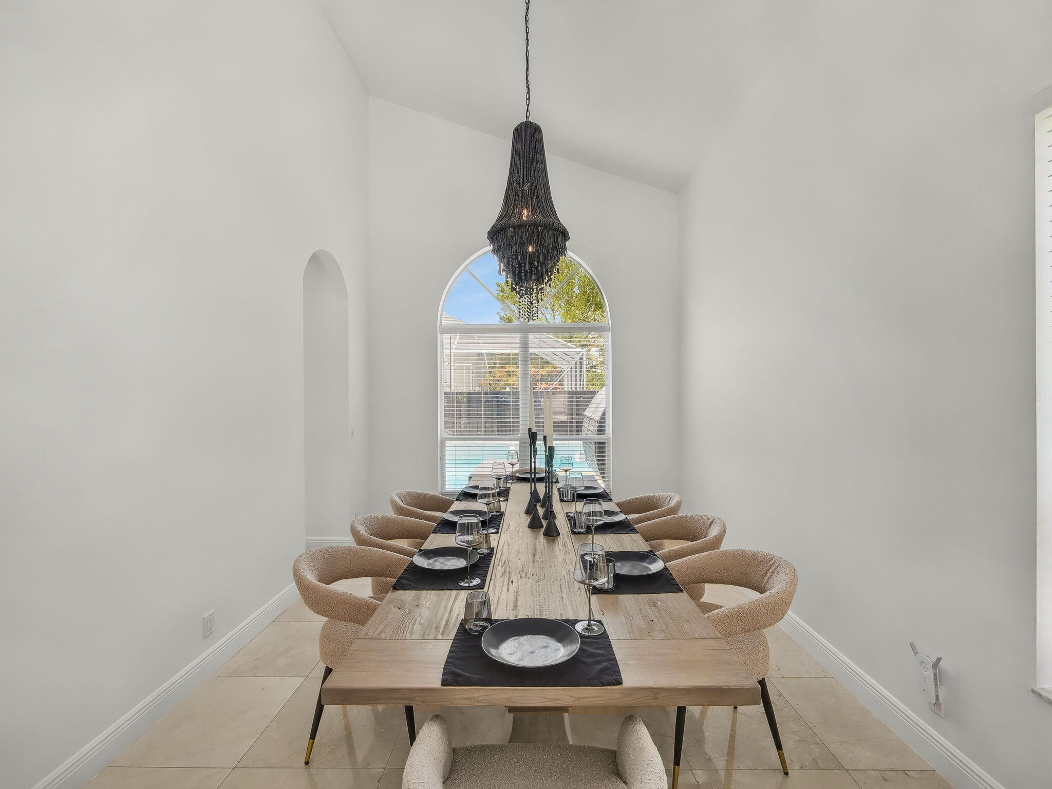 MLS #R11153307 image #7