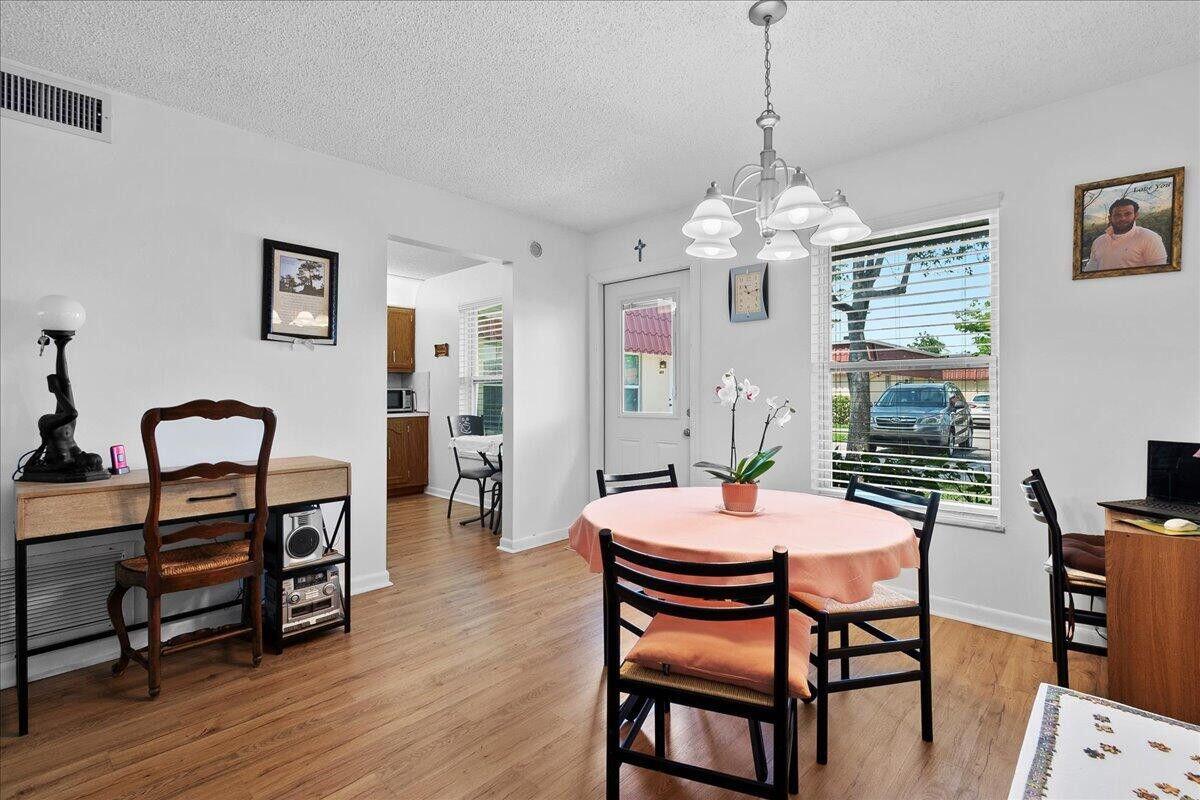 MLS #R11153372 image #3