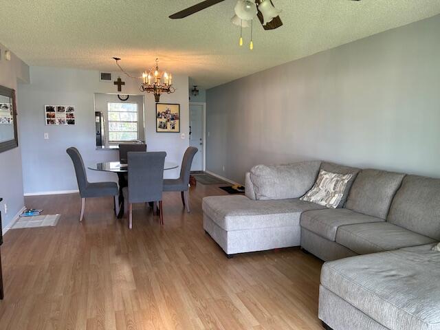 MLS #R11153415 image #8