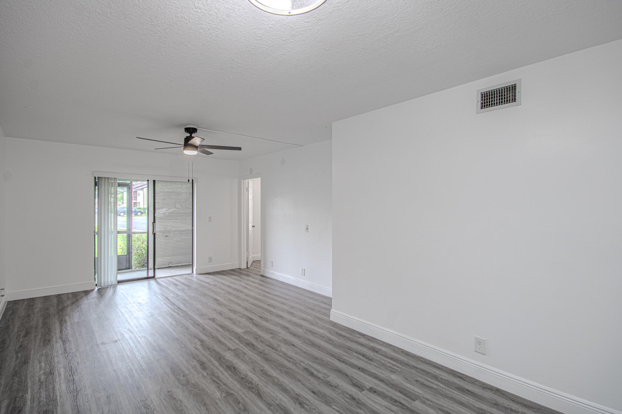 MLS #R11153458 image #15