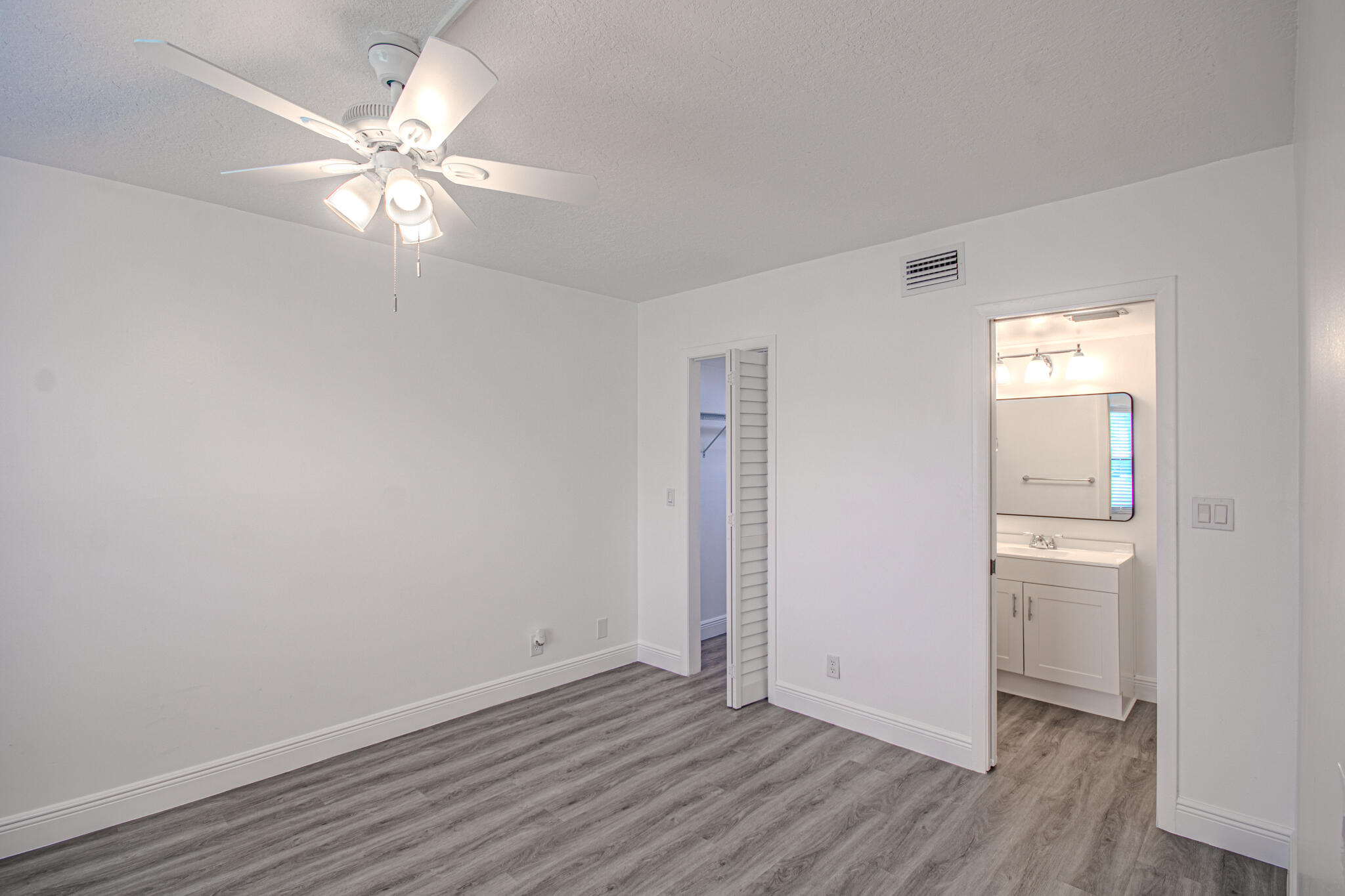 MLS #R11153458 image #7