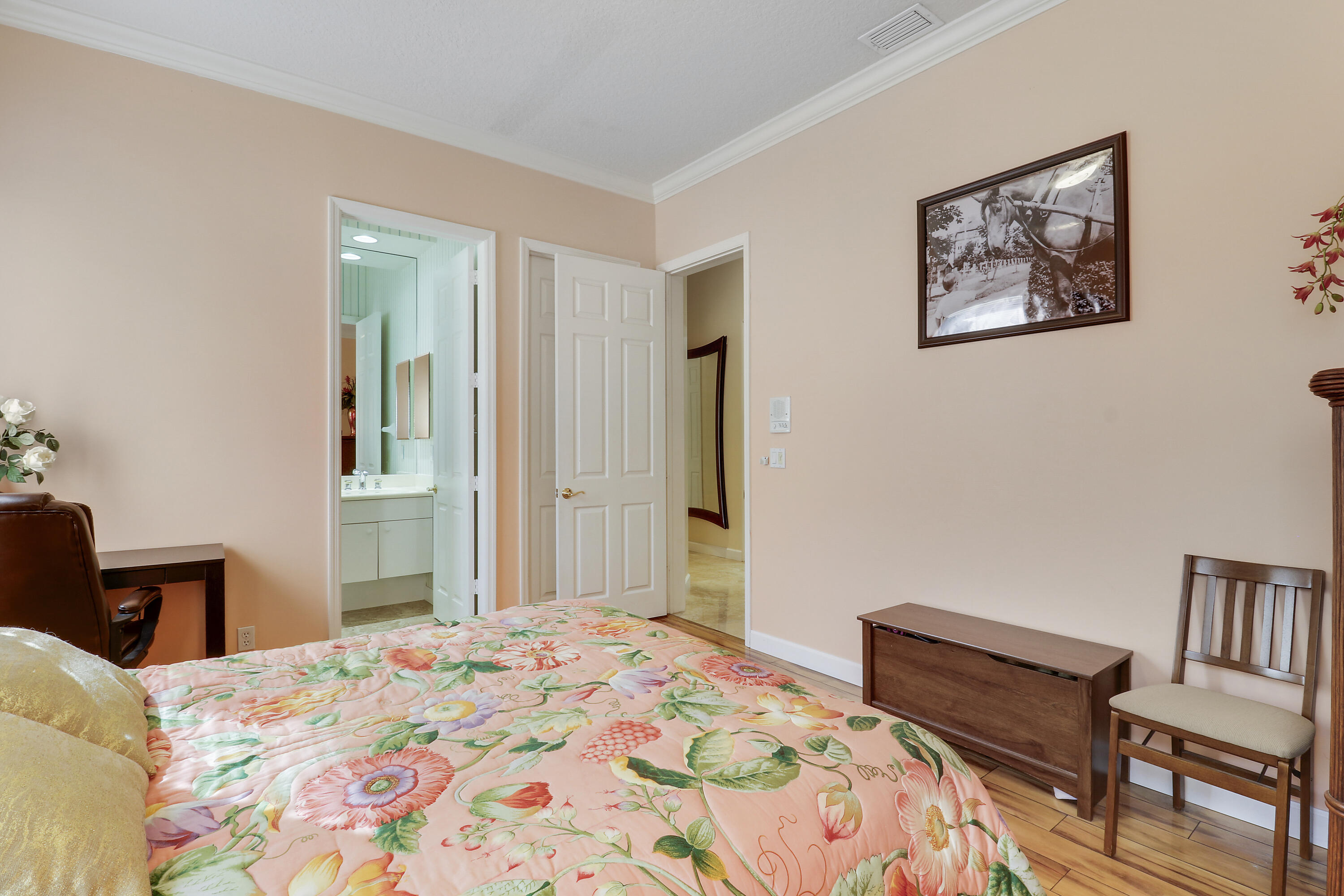 MLS #R11153477 image #15