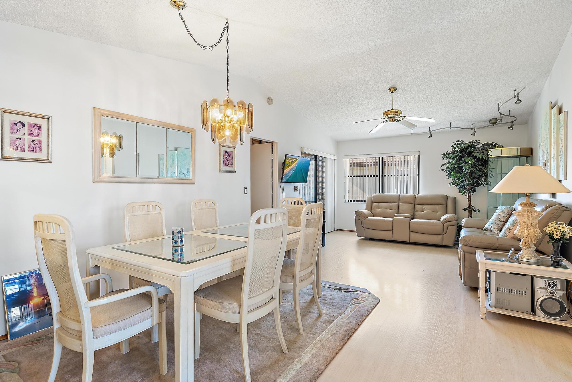 MLS #R11153487 image #1