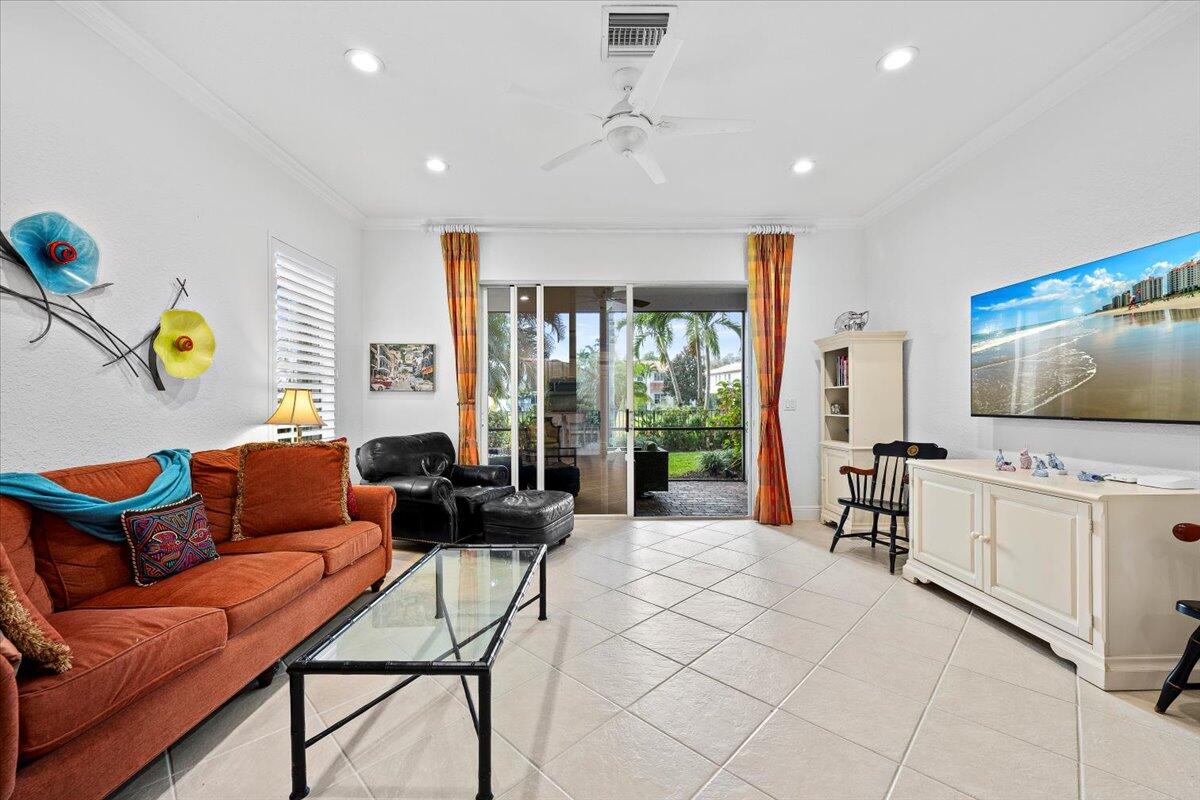 MLS #R11153489 image #12