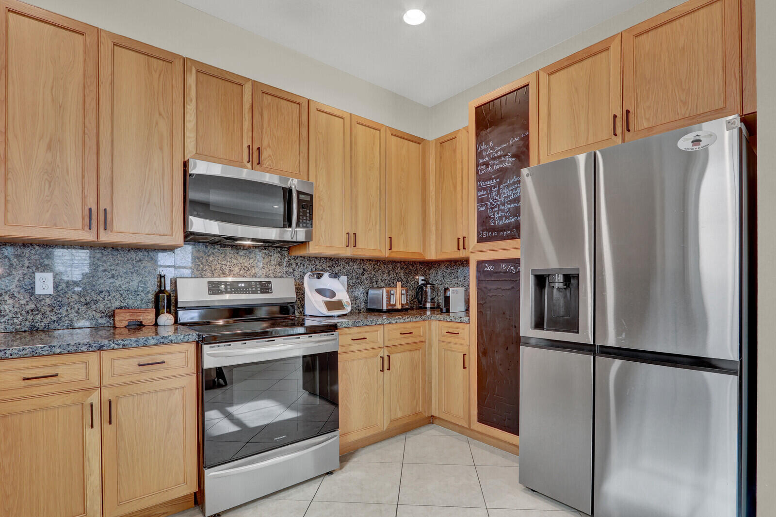 MLS #R11153535 image #17