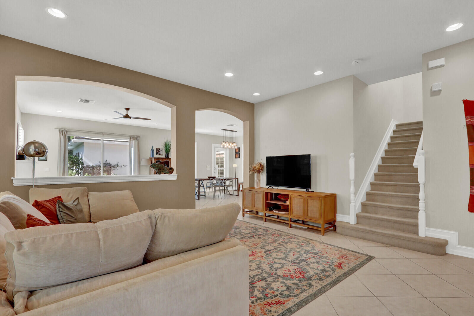 MLS #R11153535 image #3