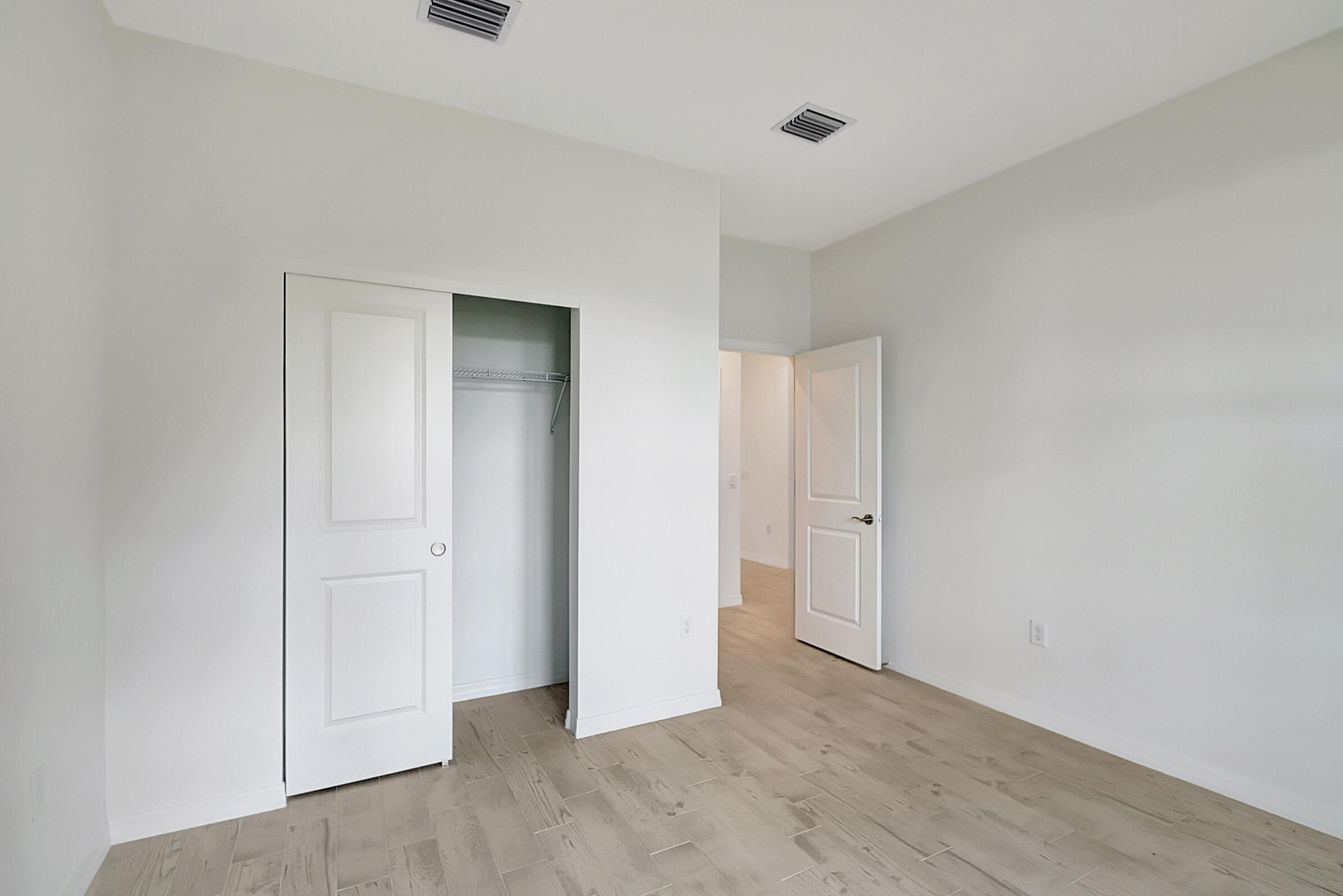 MLS #R11153558 image #19