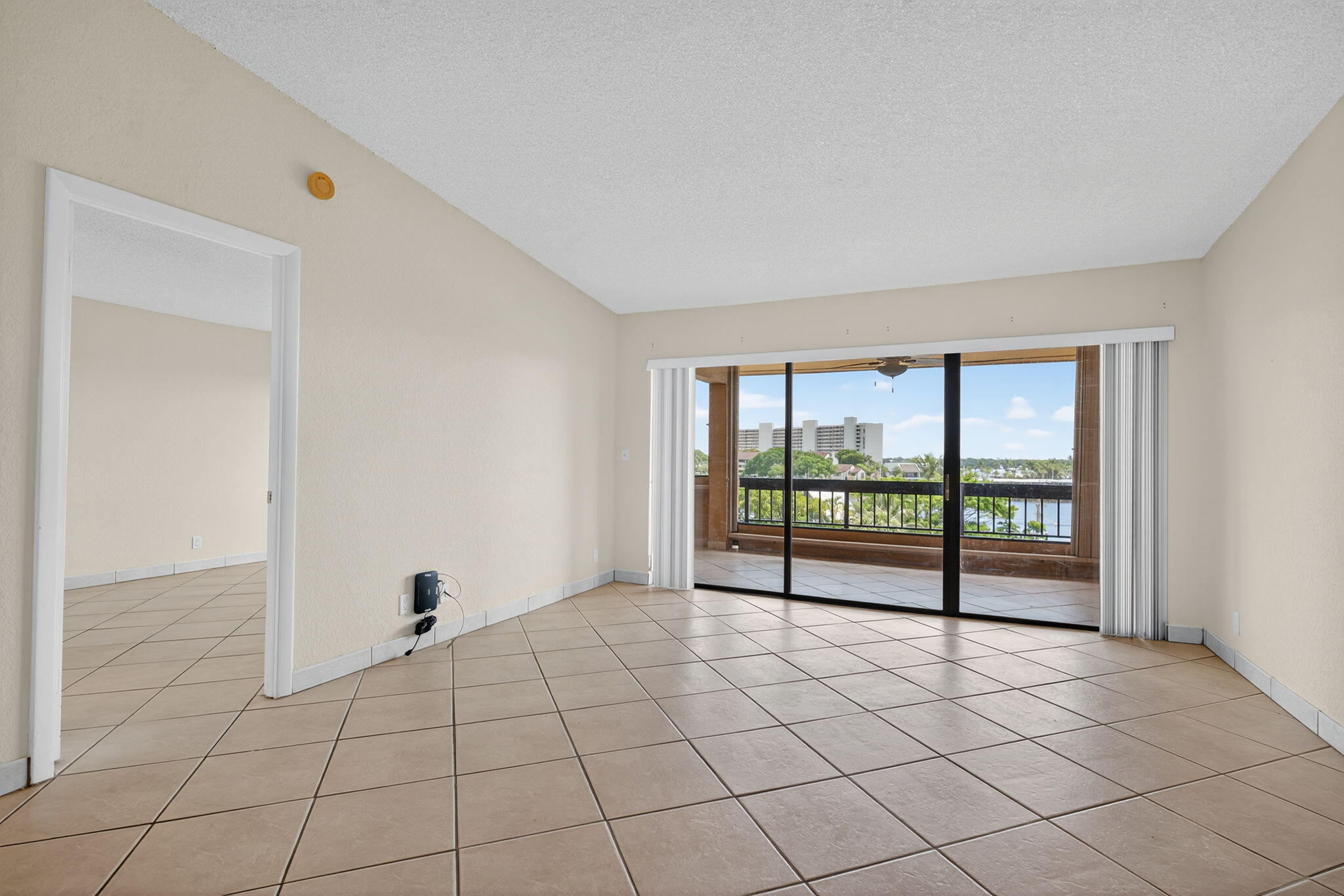 MLS #R11153600 image #11