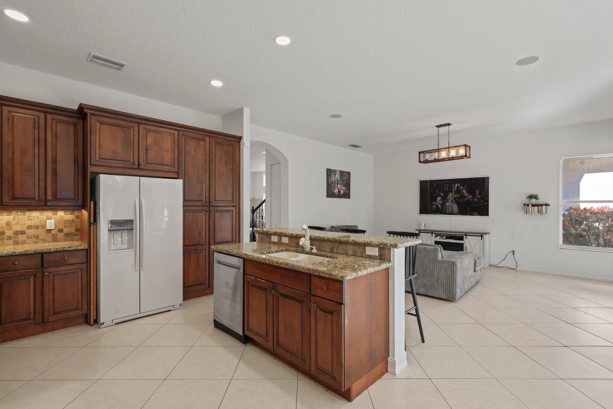 MLS #R11153606 image #19