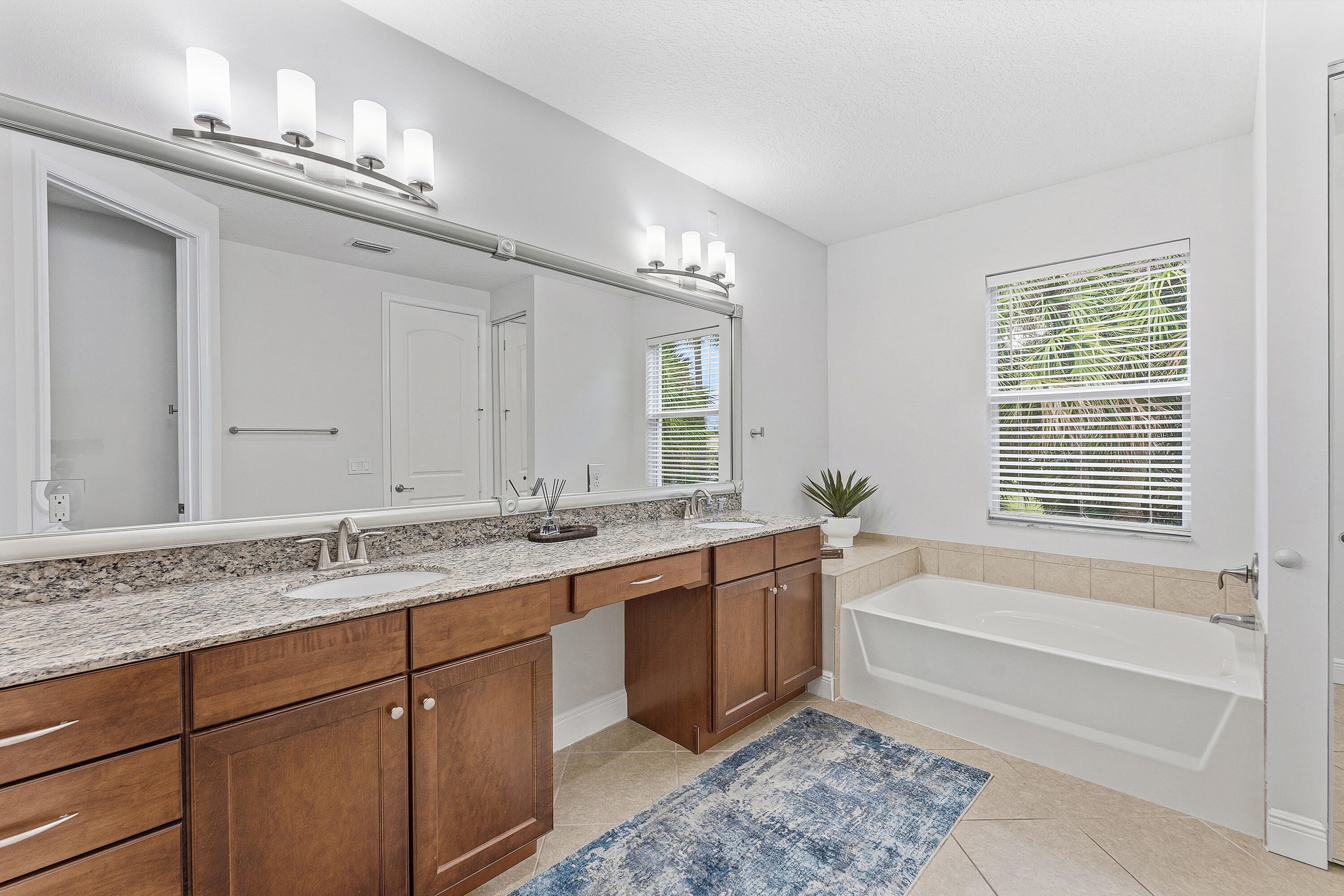 MLS #R11153622 image #20