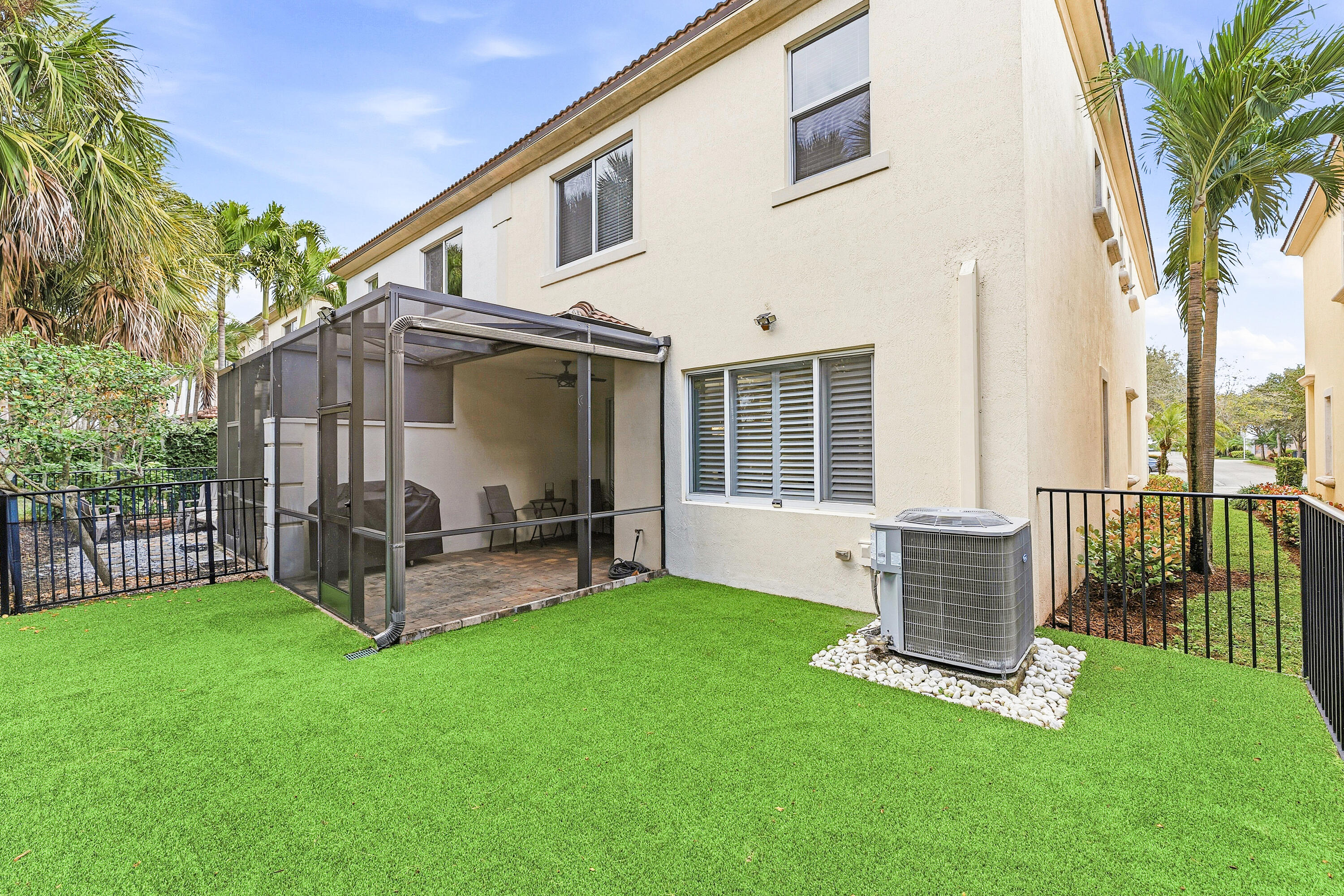 MLS #R11153622 image #32