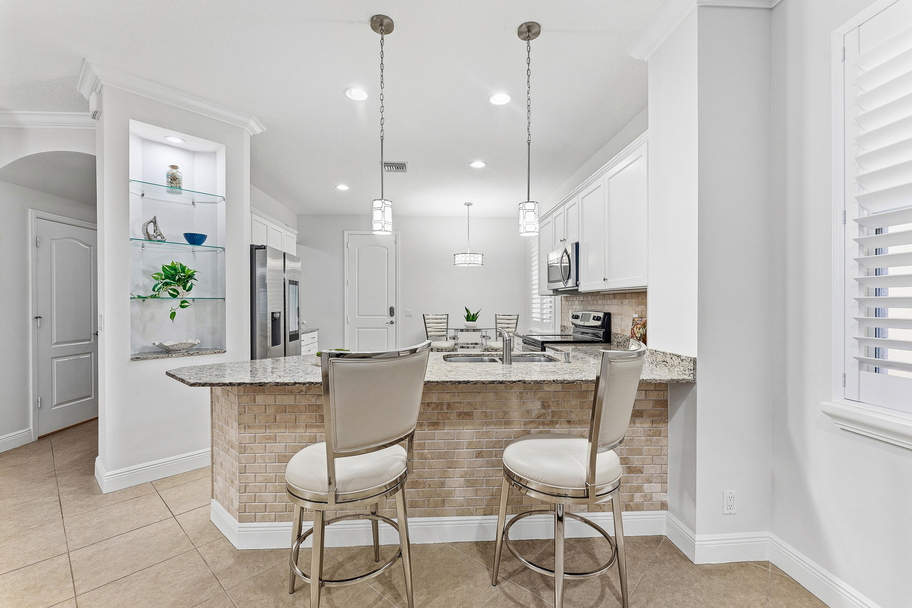 MLS #R11153622 image #6